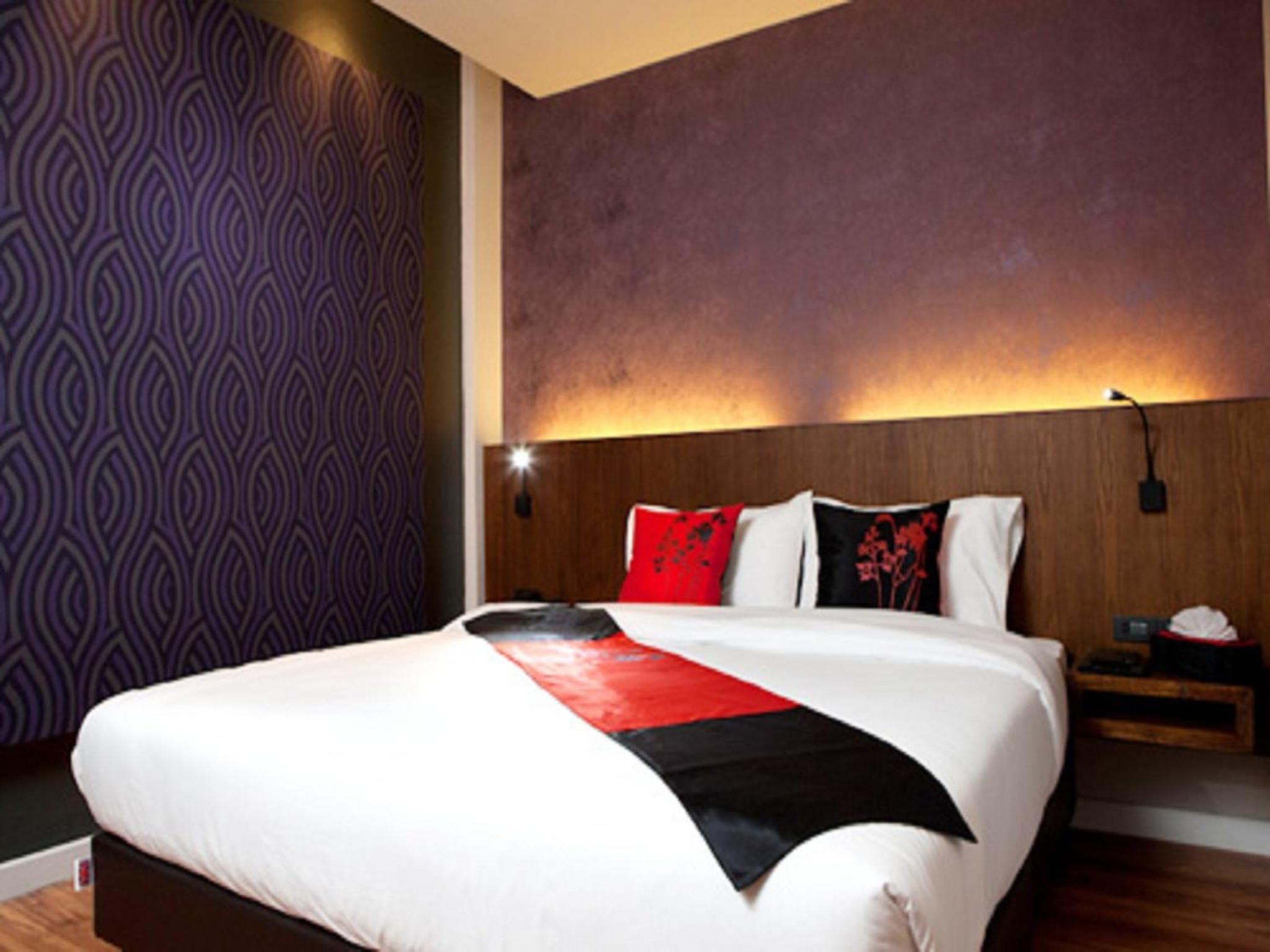One-Bedroom Suite photo 1