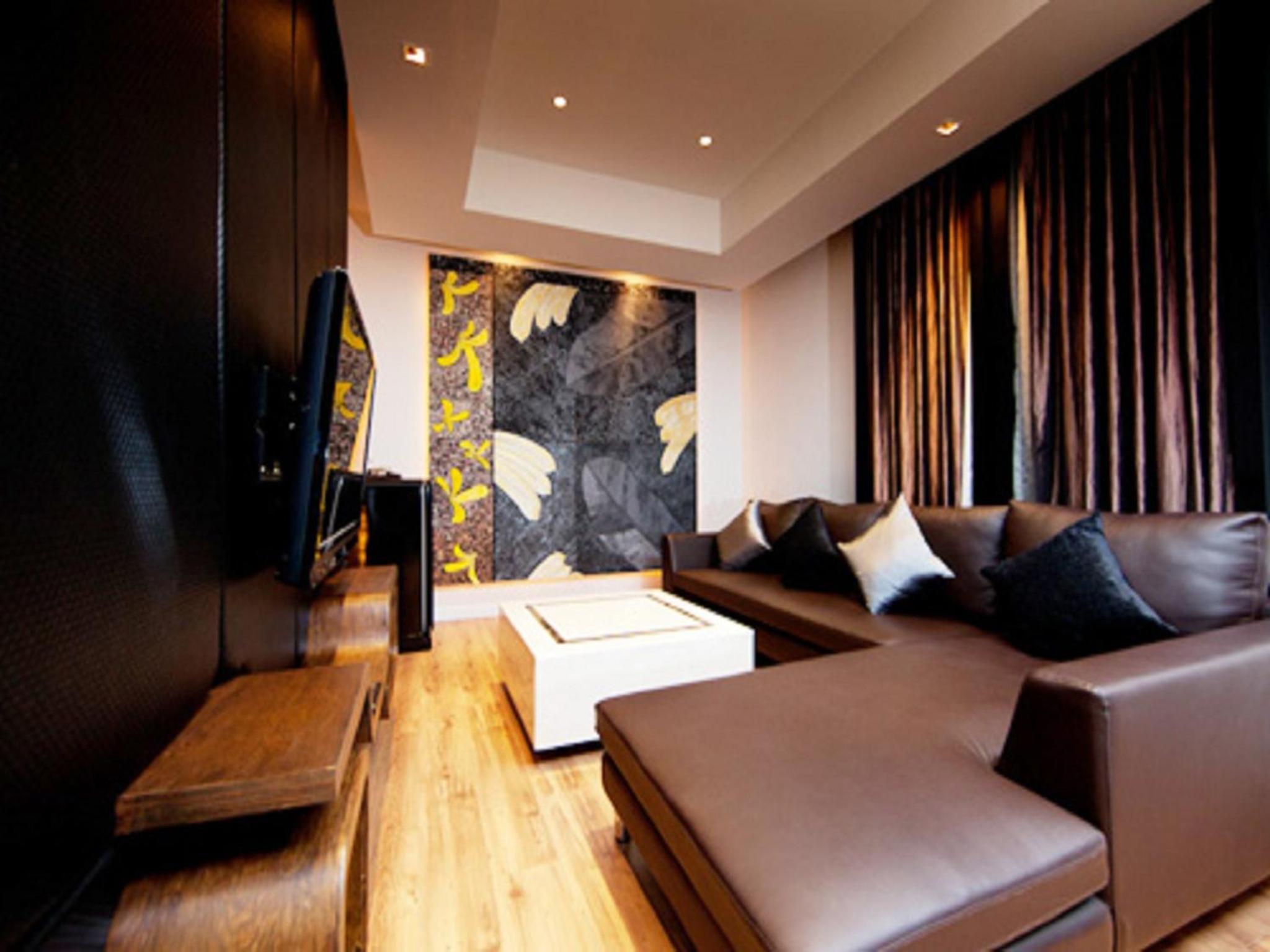 One-Bedroom Suite photo 3