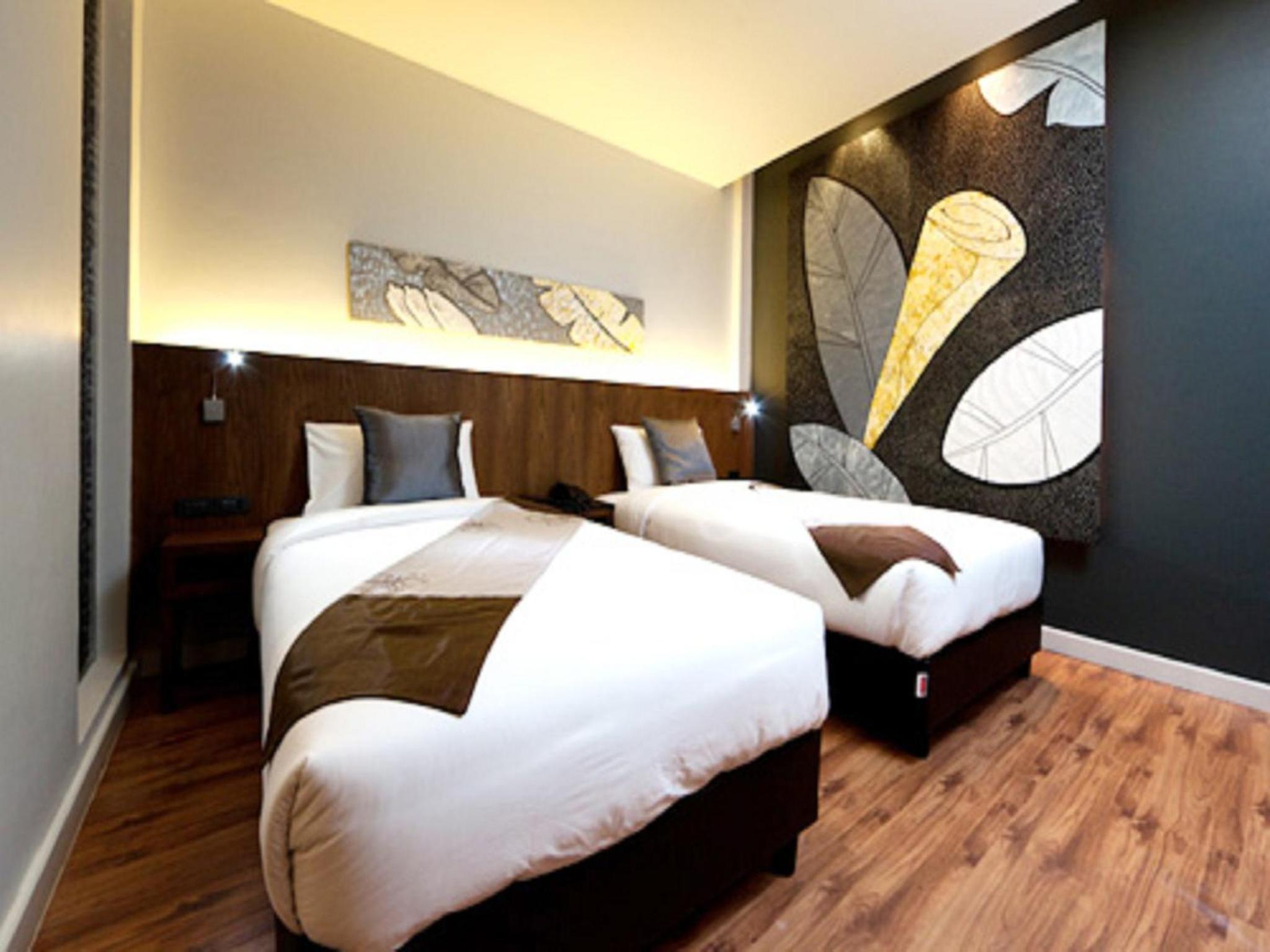 Superior Double or Twin Room photo 3