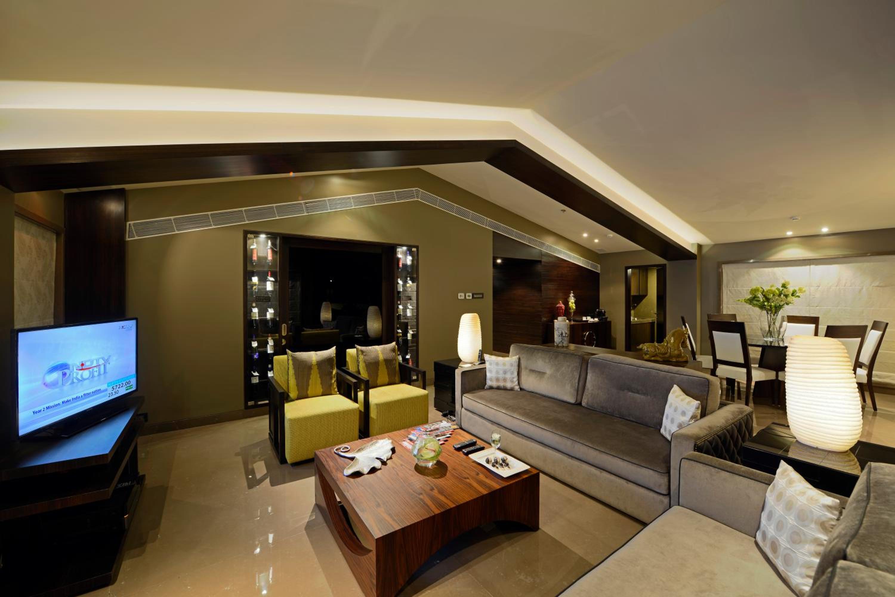 Presidential Suite with 15% discount on food and beverages