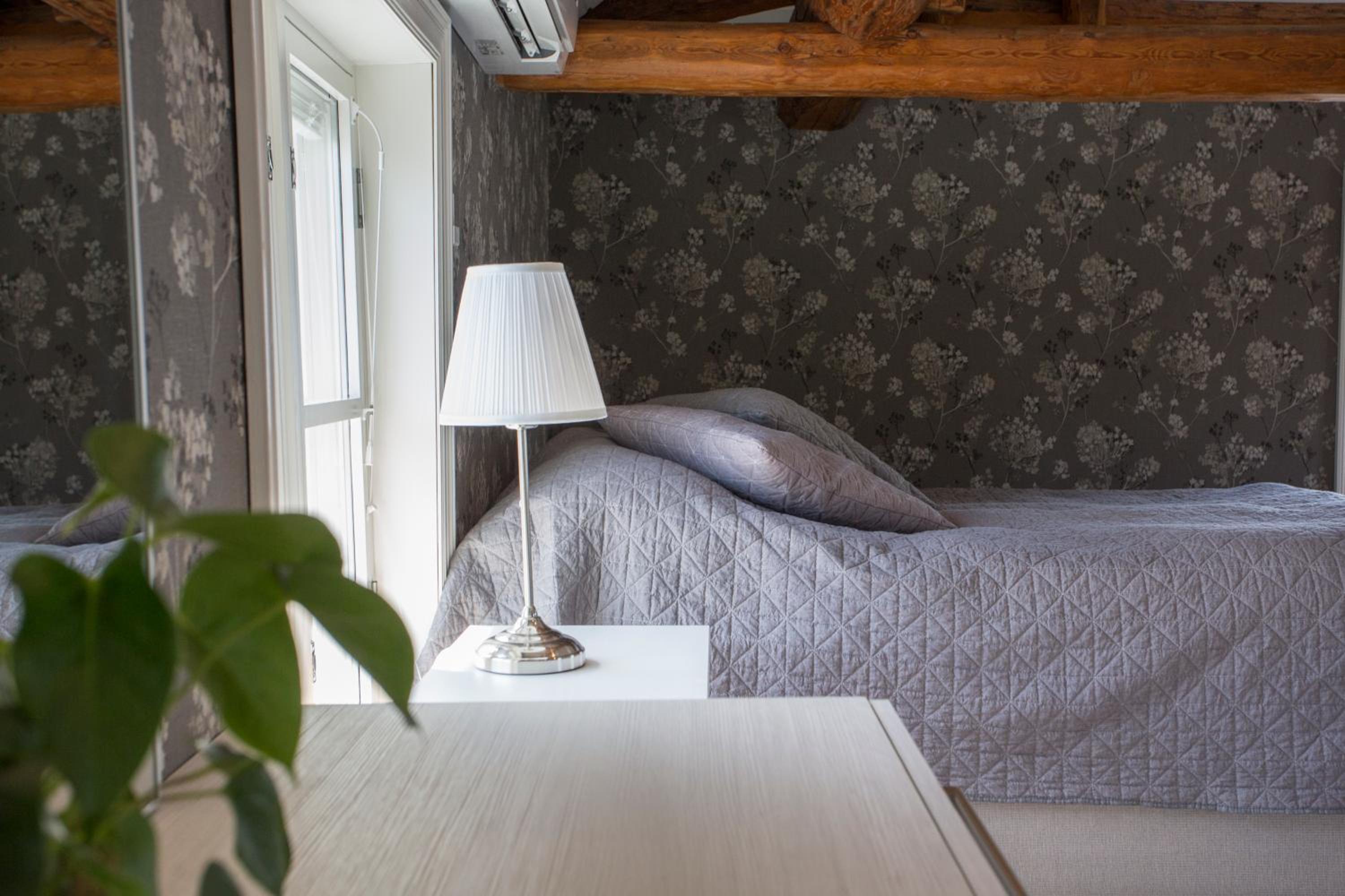 Quadruple Room with Private Bathroom - Photo 1