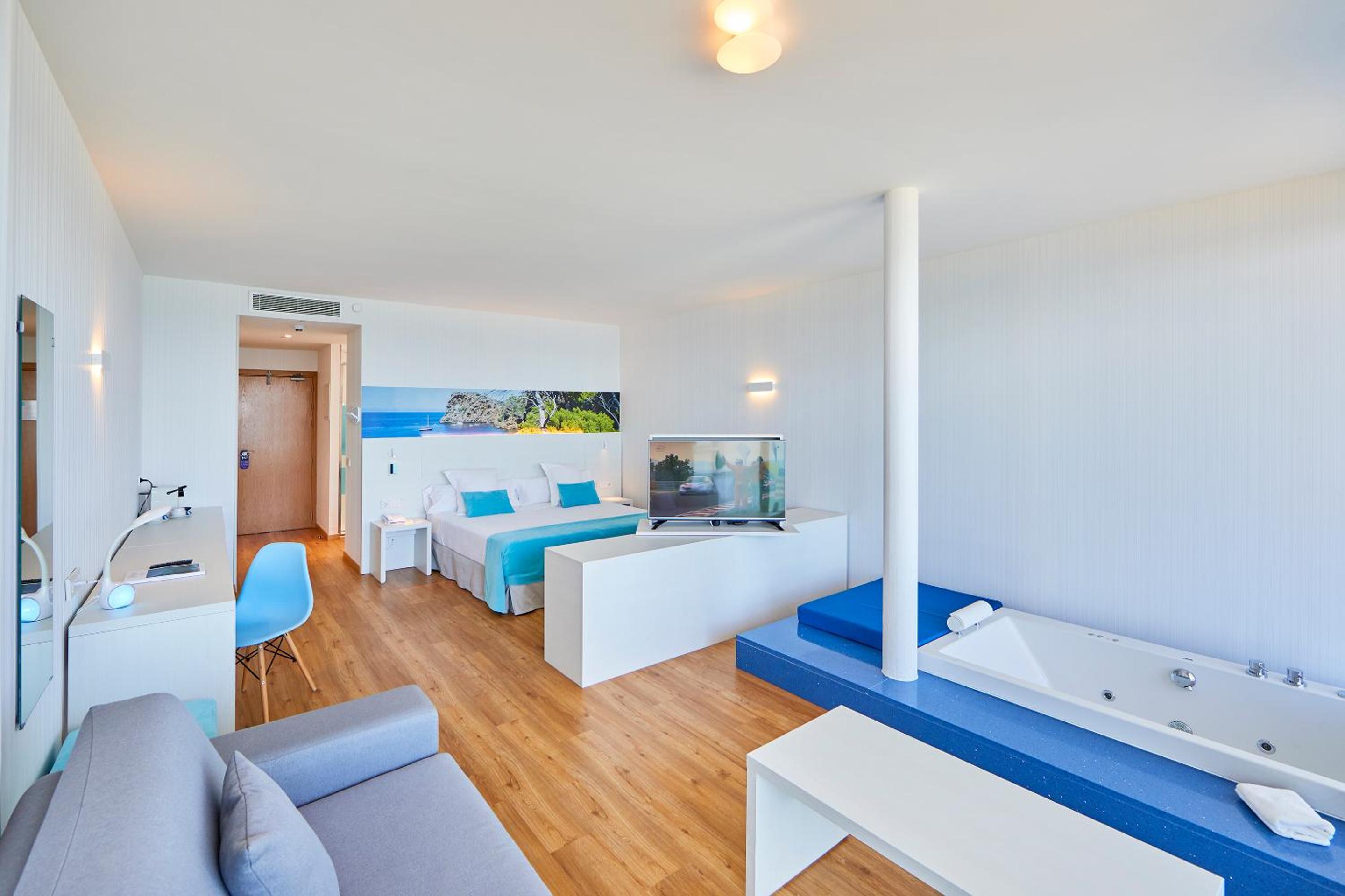 Junior Suite with Sea View