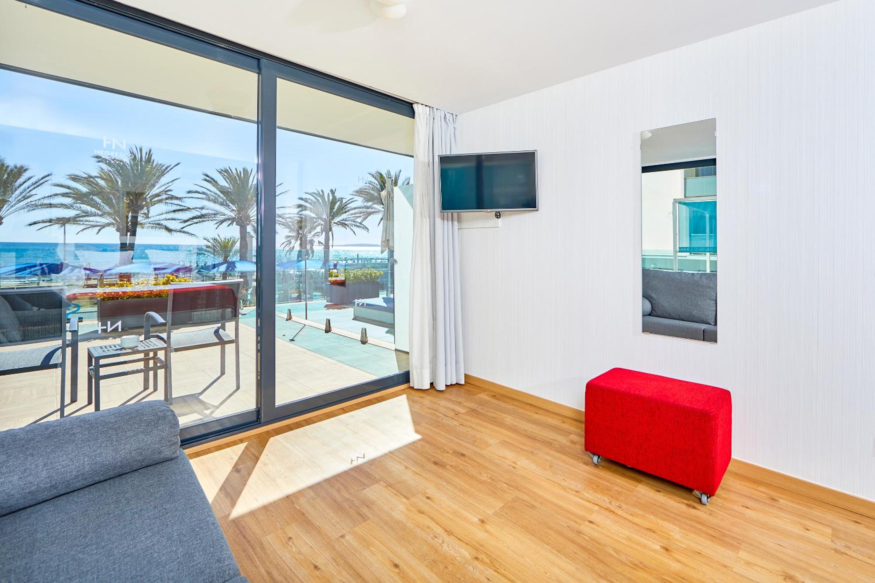 Double Room with Terrace and Panoramic Sea View thumbnail 6