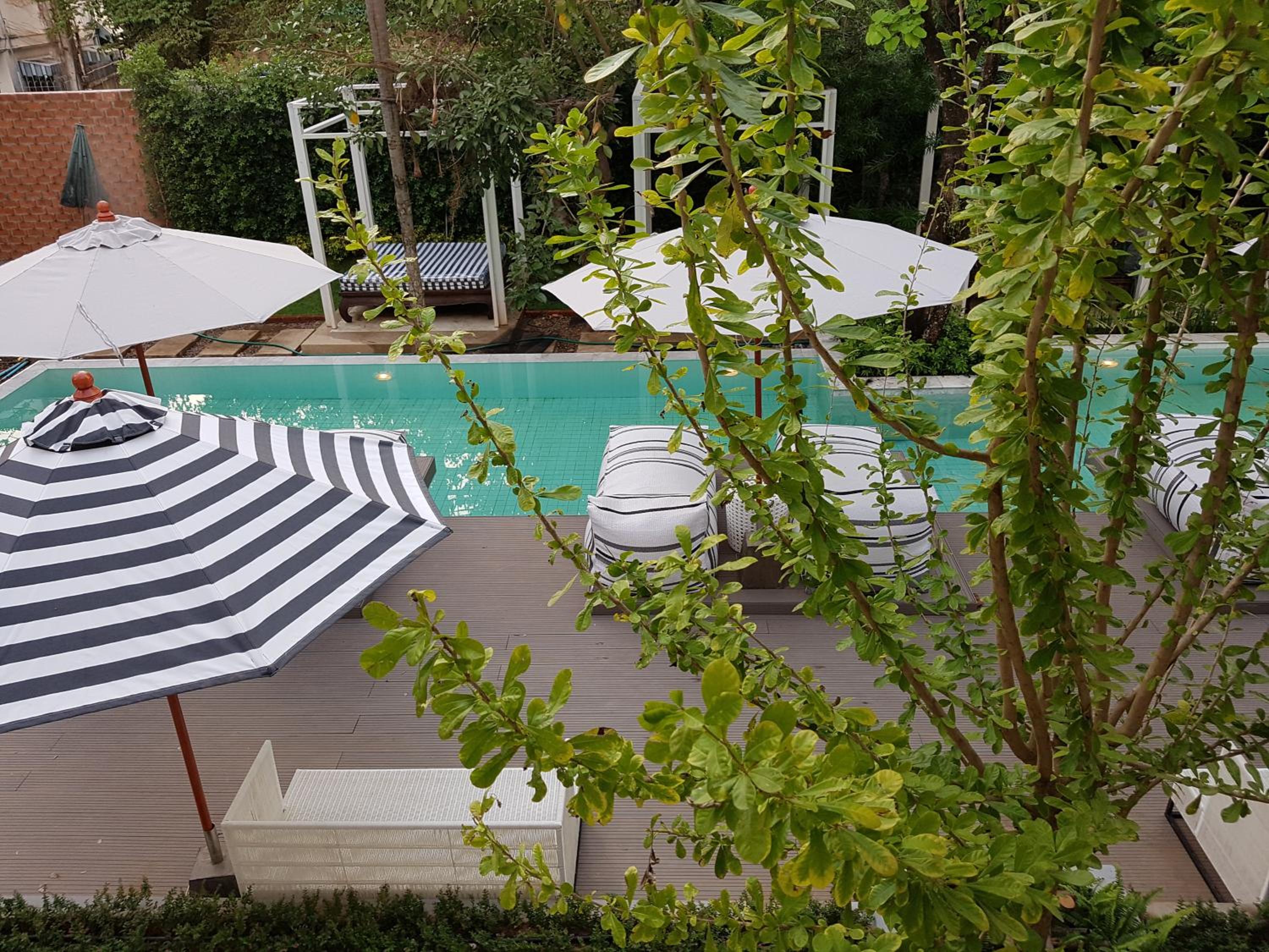 Double Room with Balcony - Photo 9