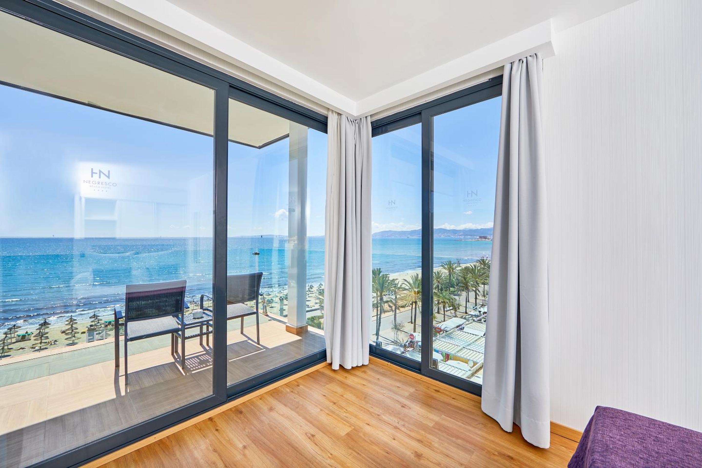 Superior Double Room with Panoramic Sea View