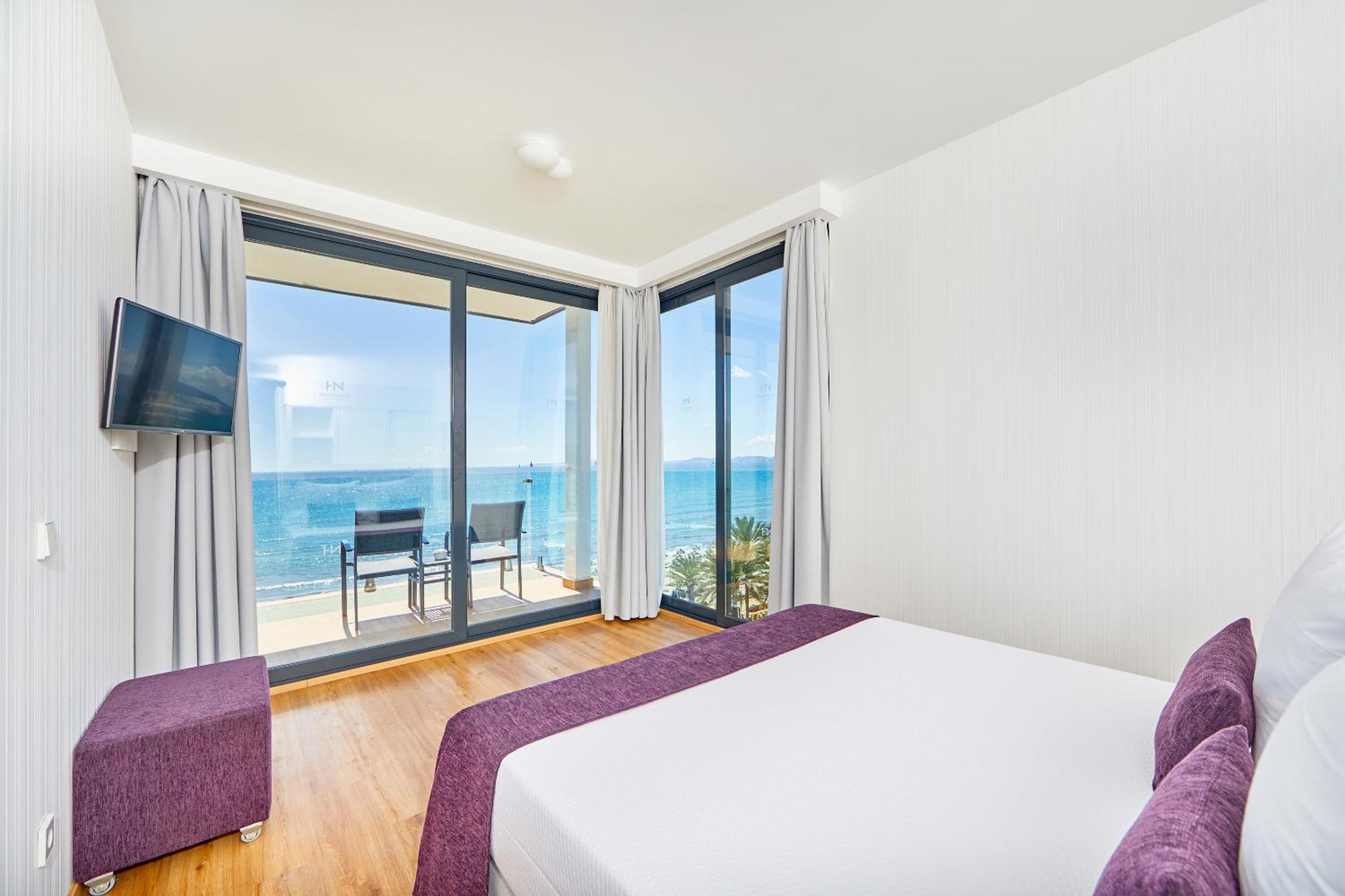 Superior Double Room with Panoramic Sea View