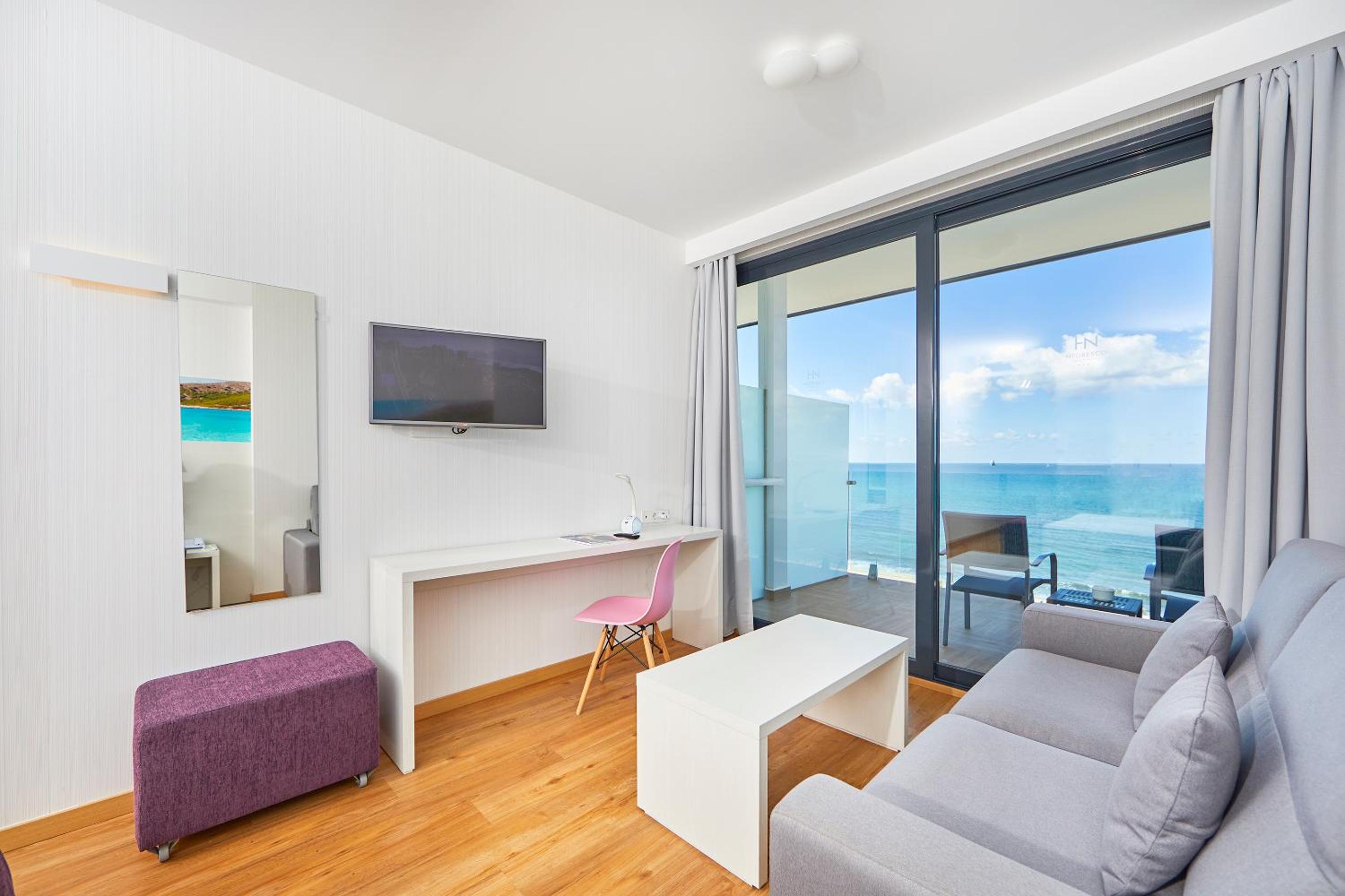 Superior Double or Twin Room with Sea View