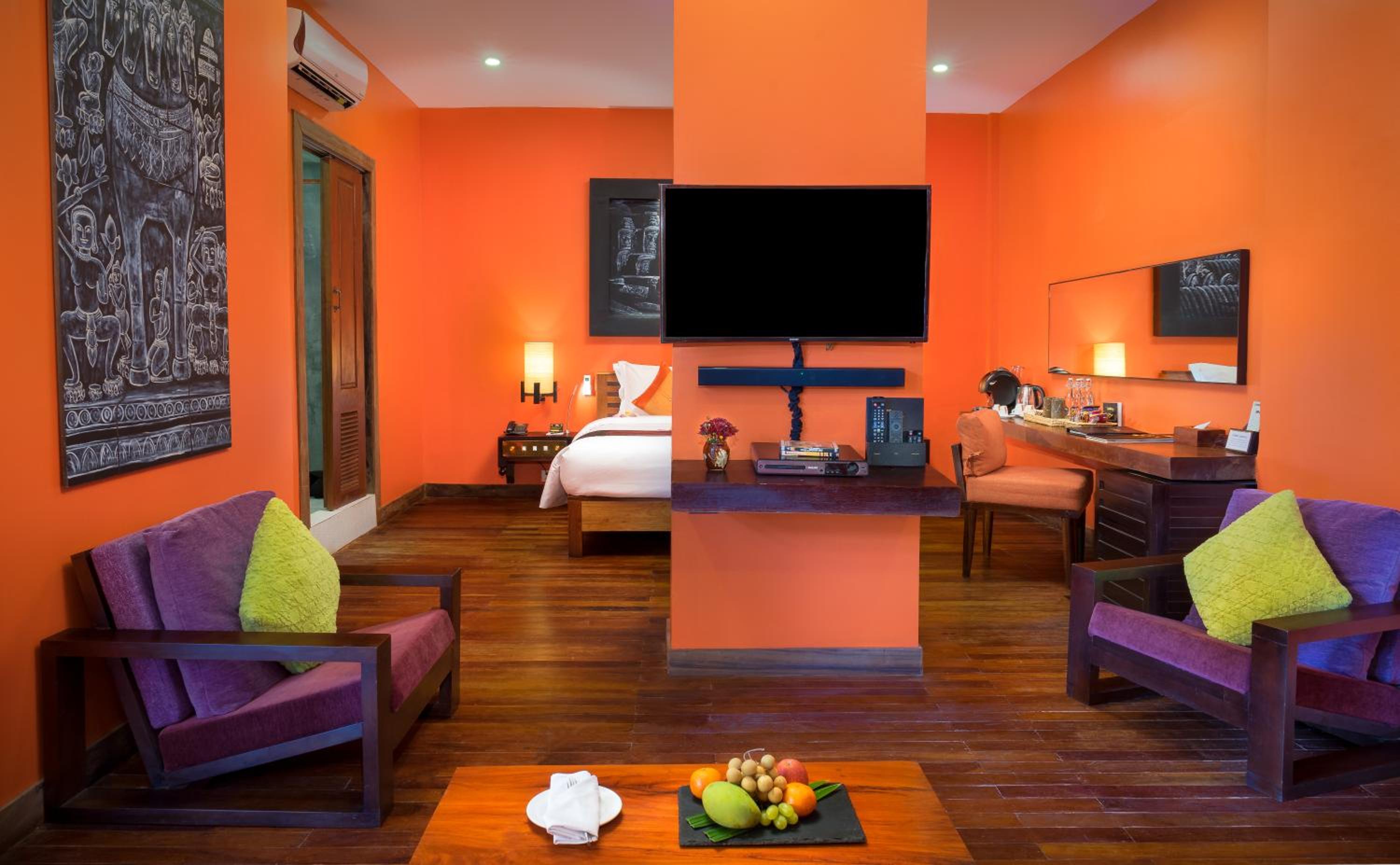 Royal Suite Pool Access - Free USD15 Credit Spa - Photo 1
