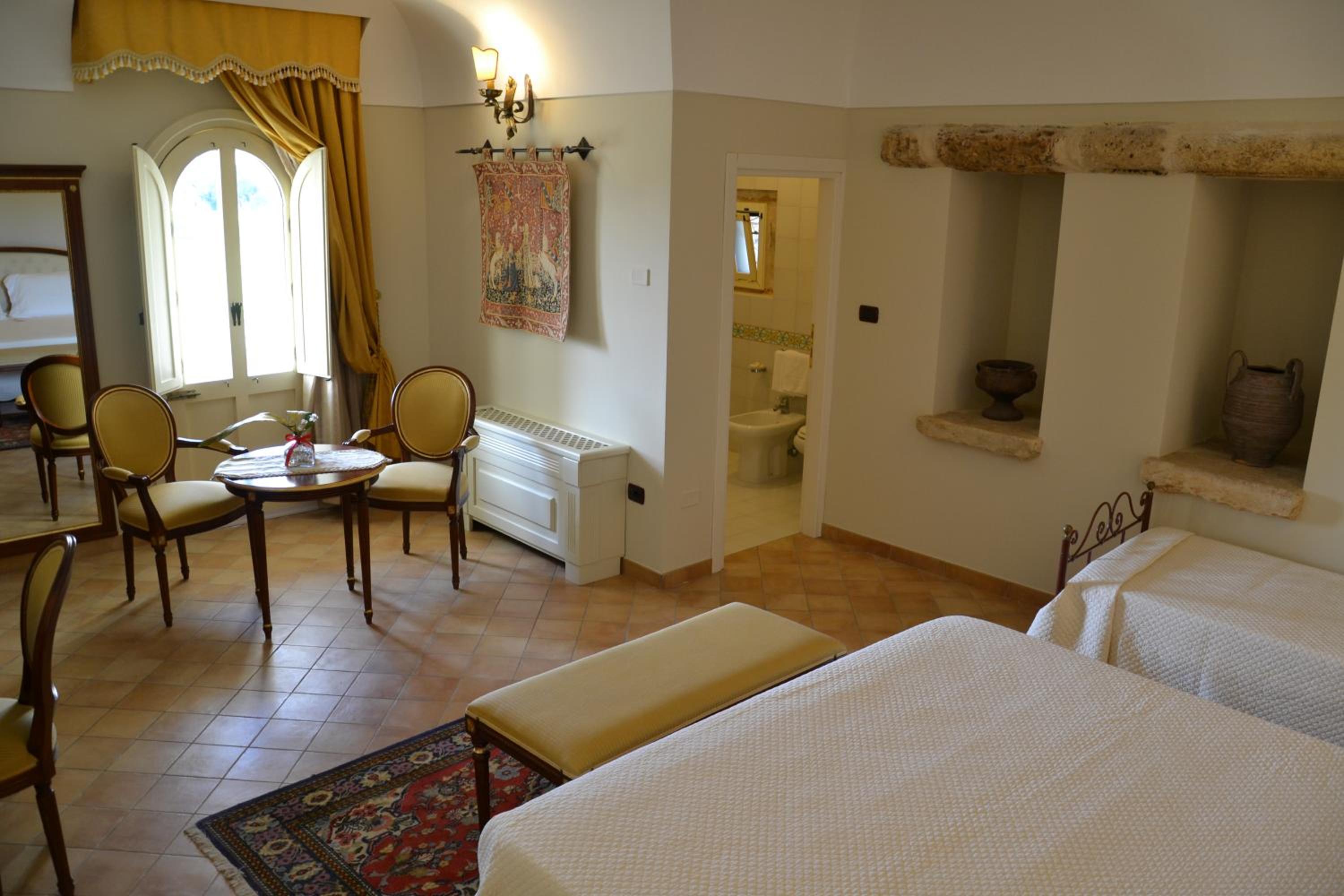 Classic Double Room - Photo 5