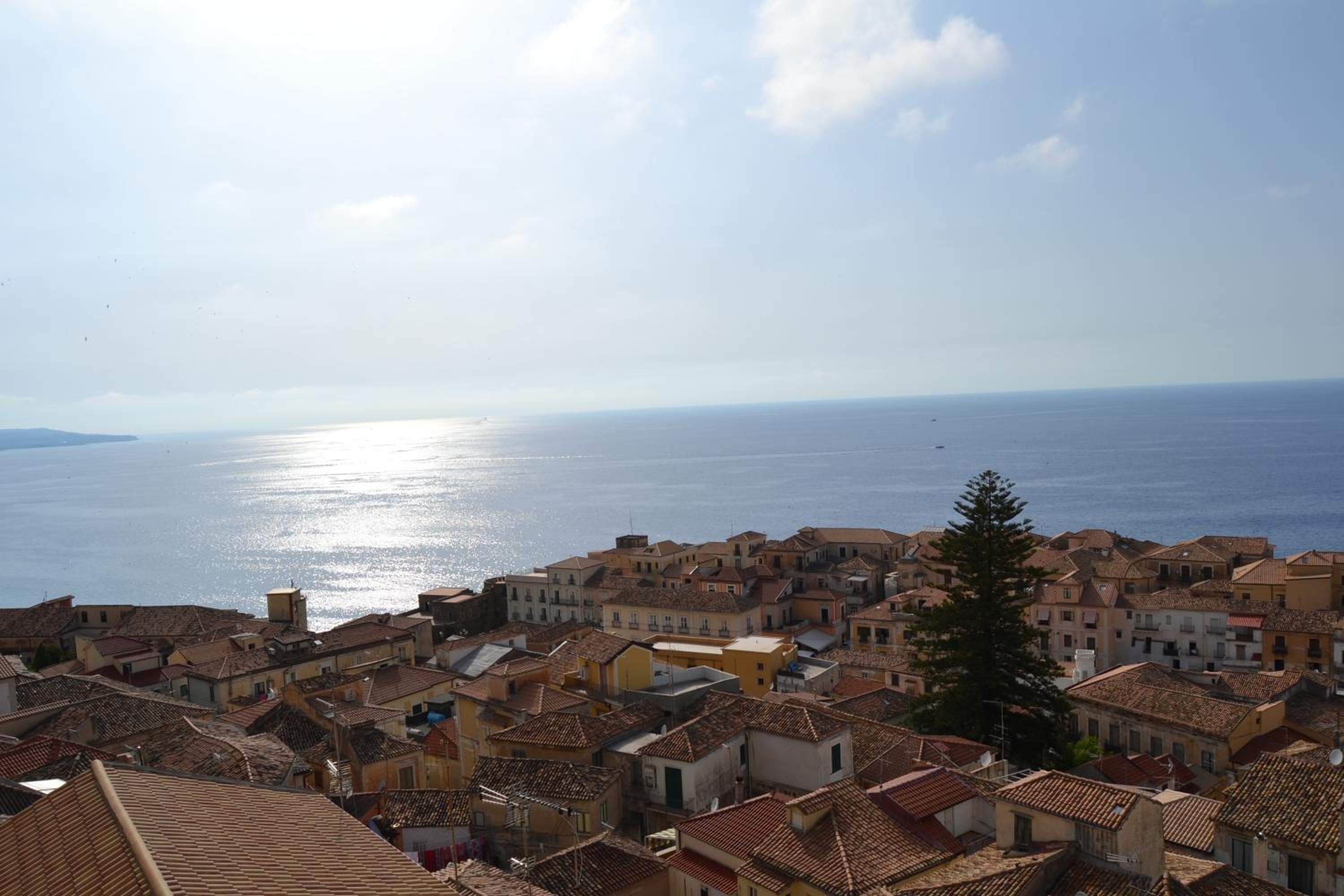 Apartment with Sea View - Photo 10