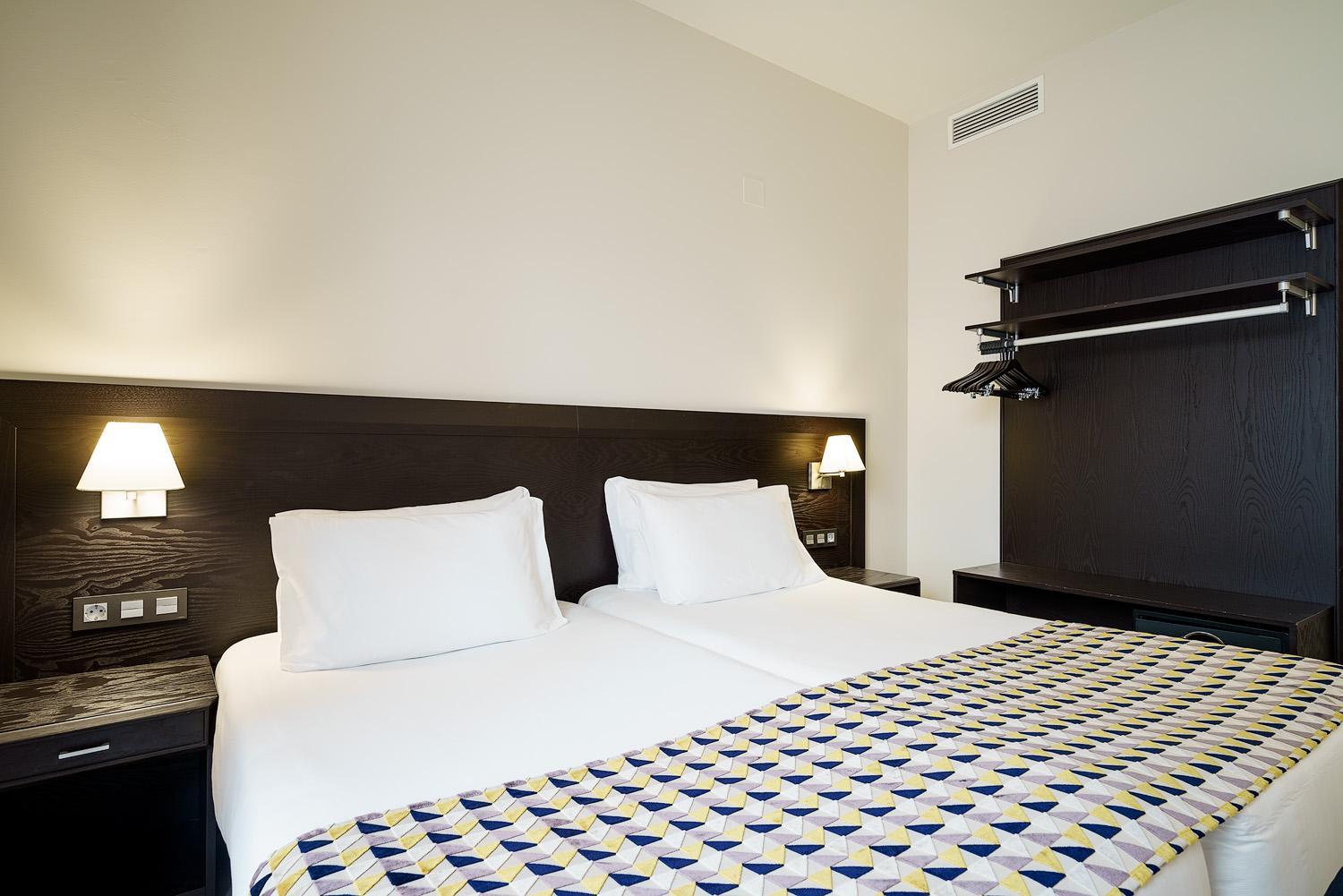 Double Room - Photo 5