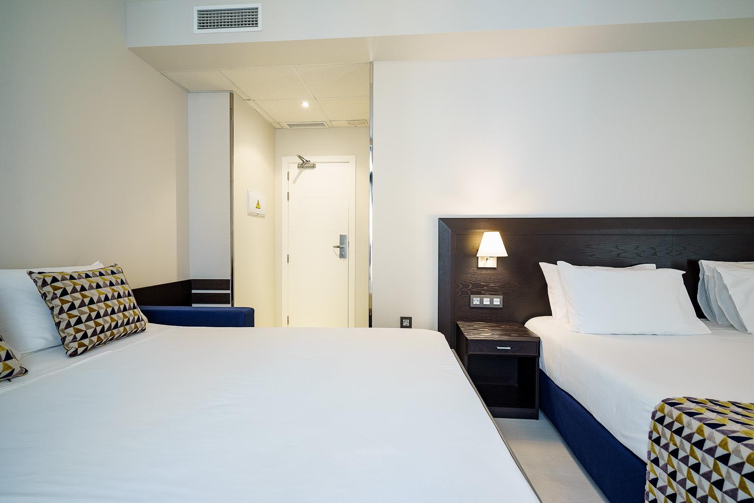 Quadruple Room - Photo 5