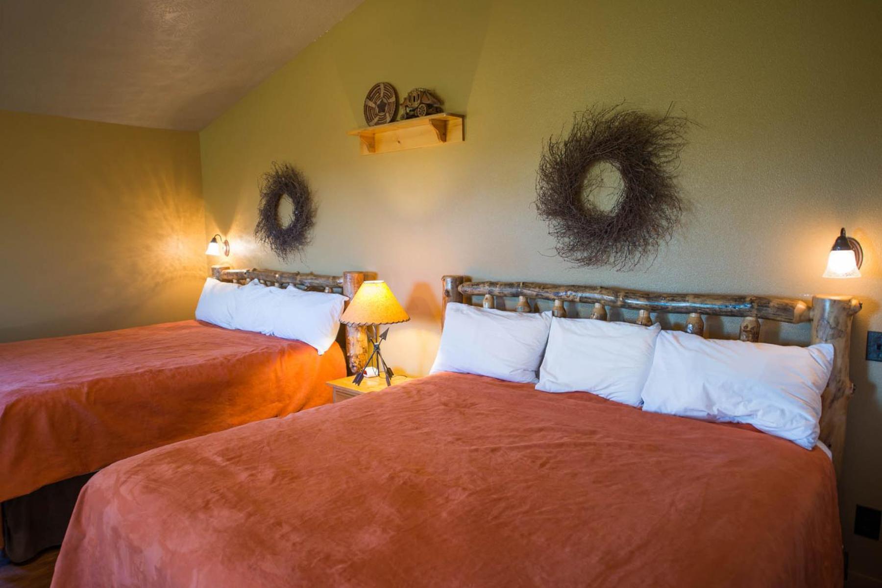 Deluxe King Suite