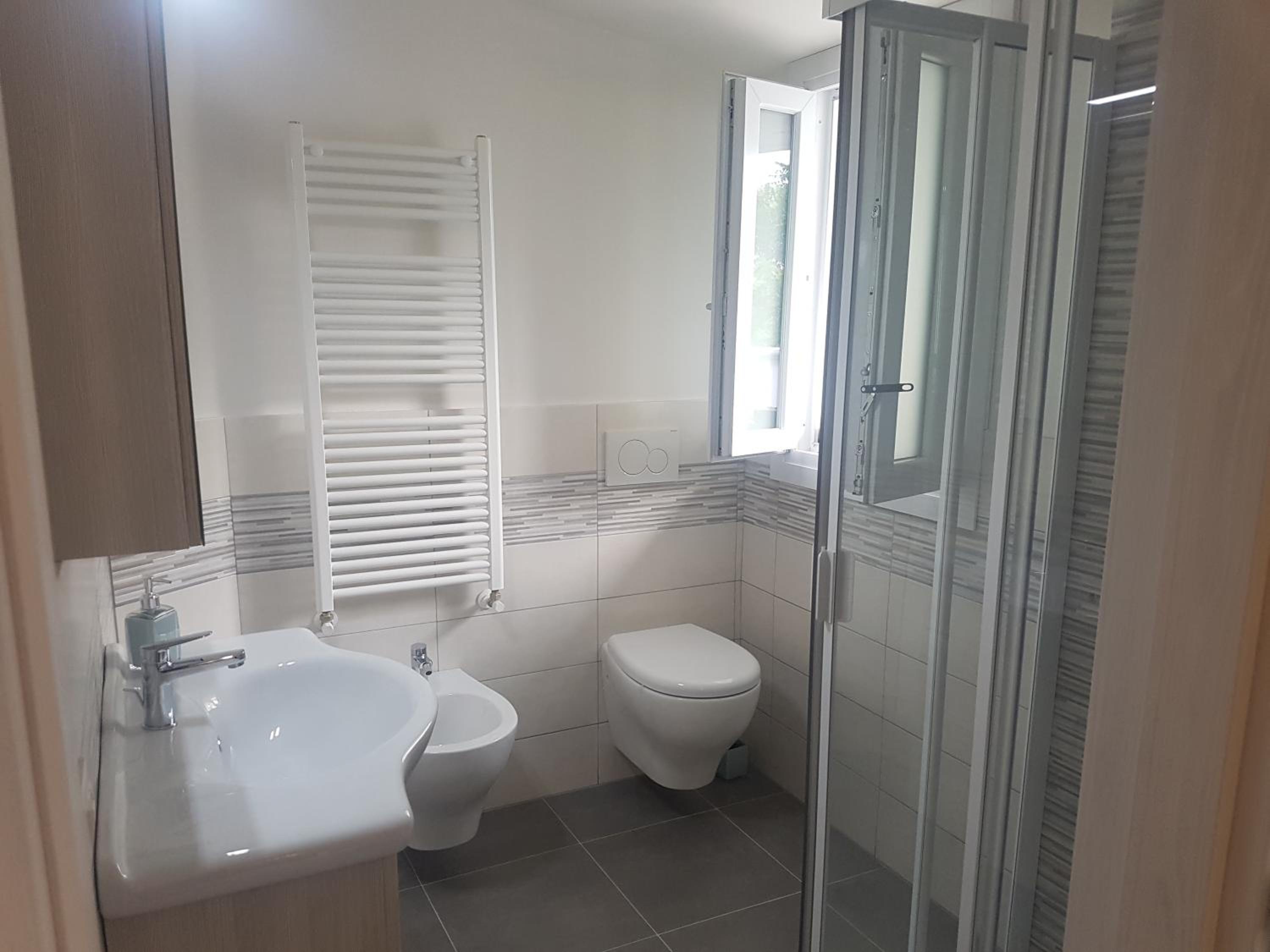 Double Room with Balcony - Photo 2