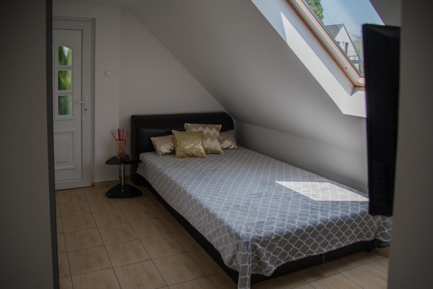 Two-Bedroom Apartment - Photo 20