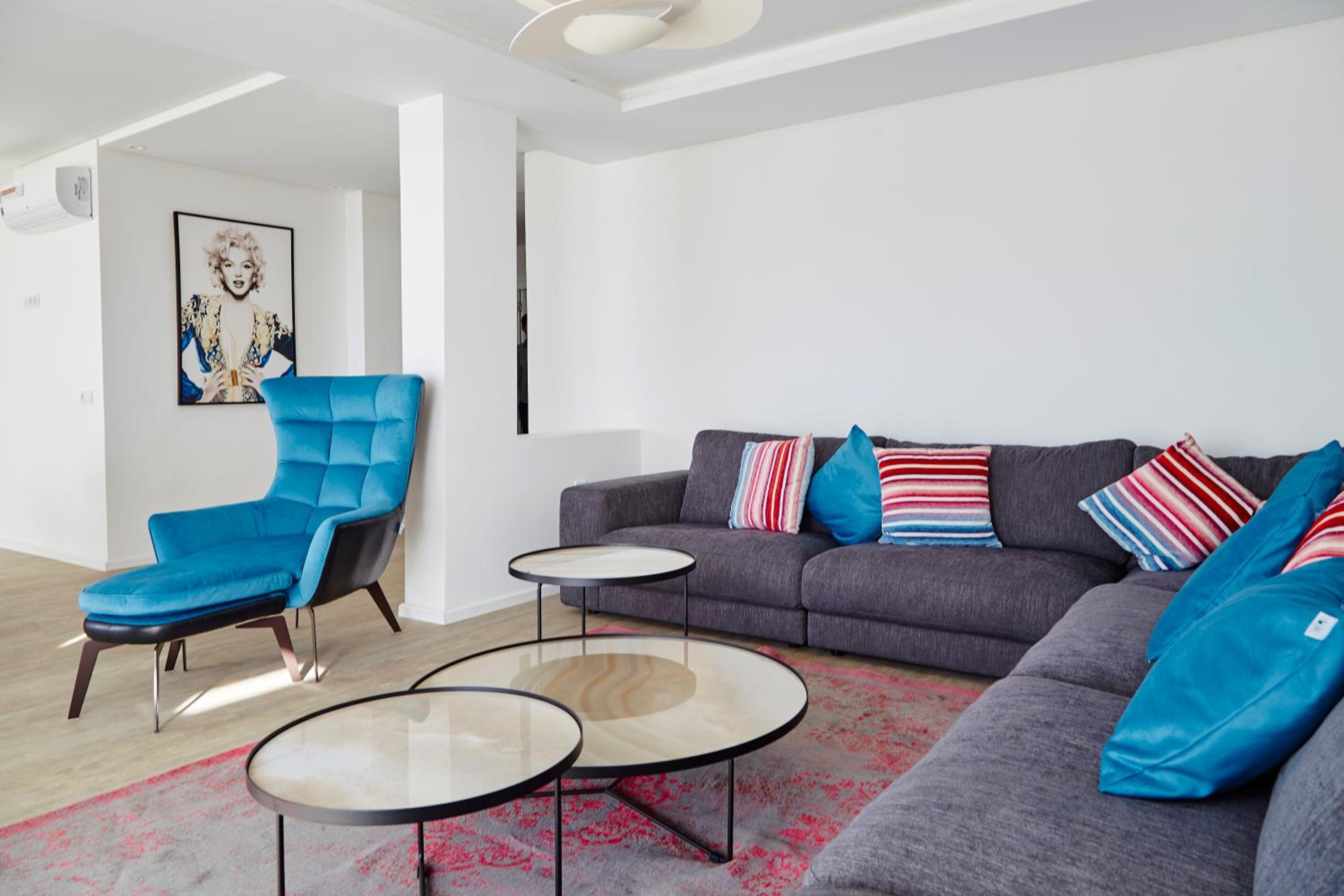 Penthouse Apartment photo 3