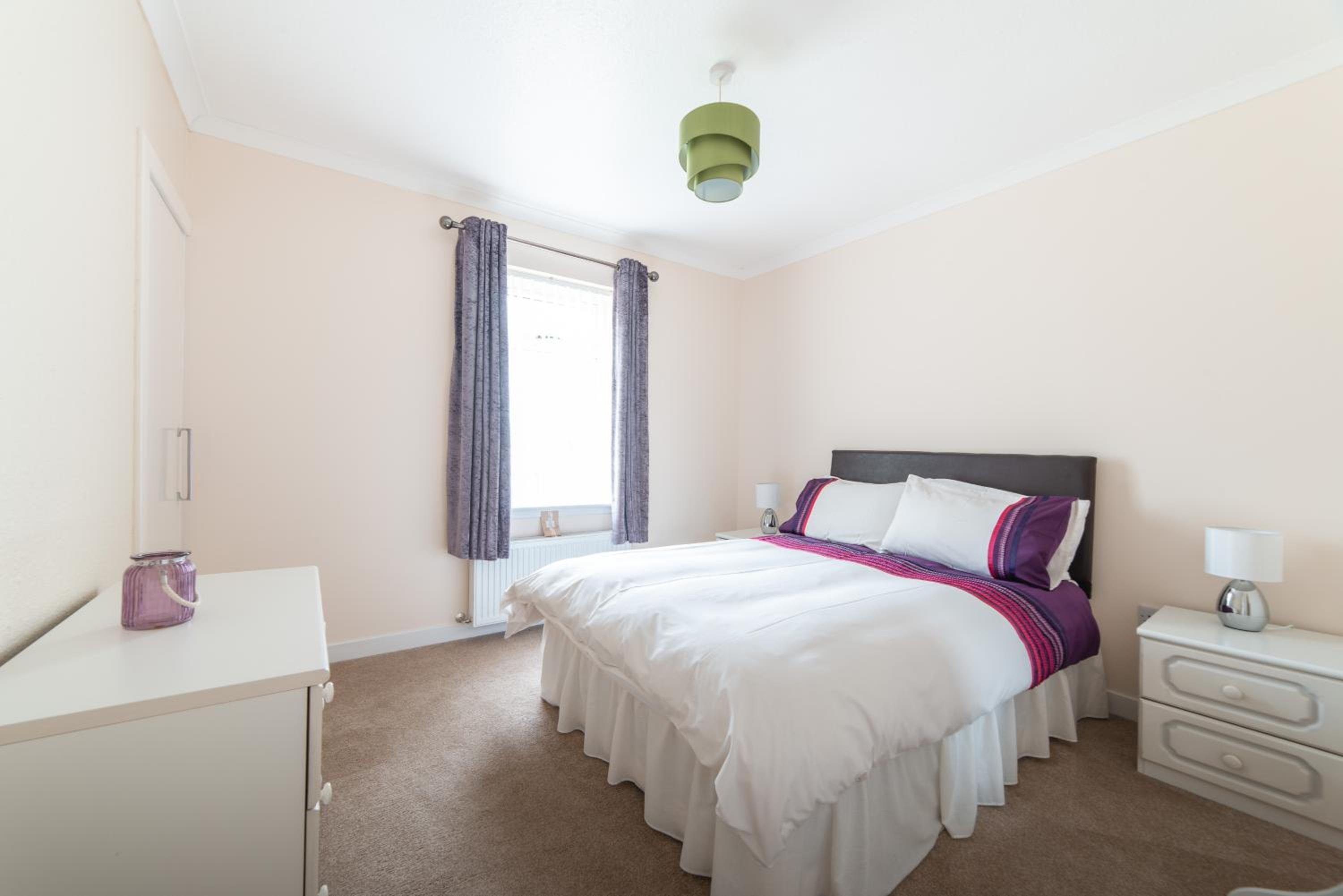 Four-Bedroom House photo 1