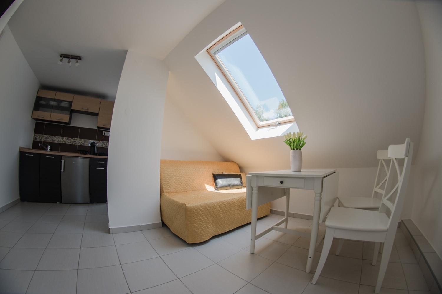 Apartment - Photo 4