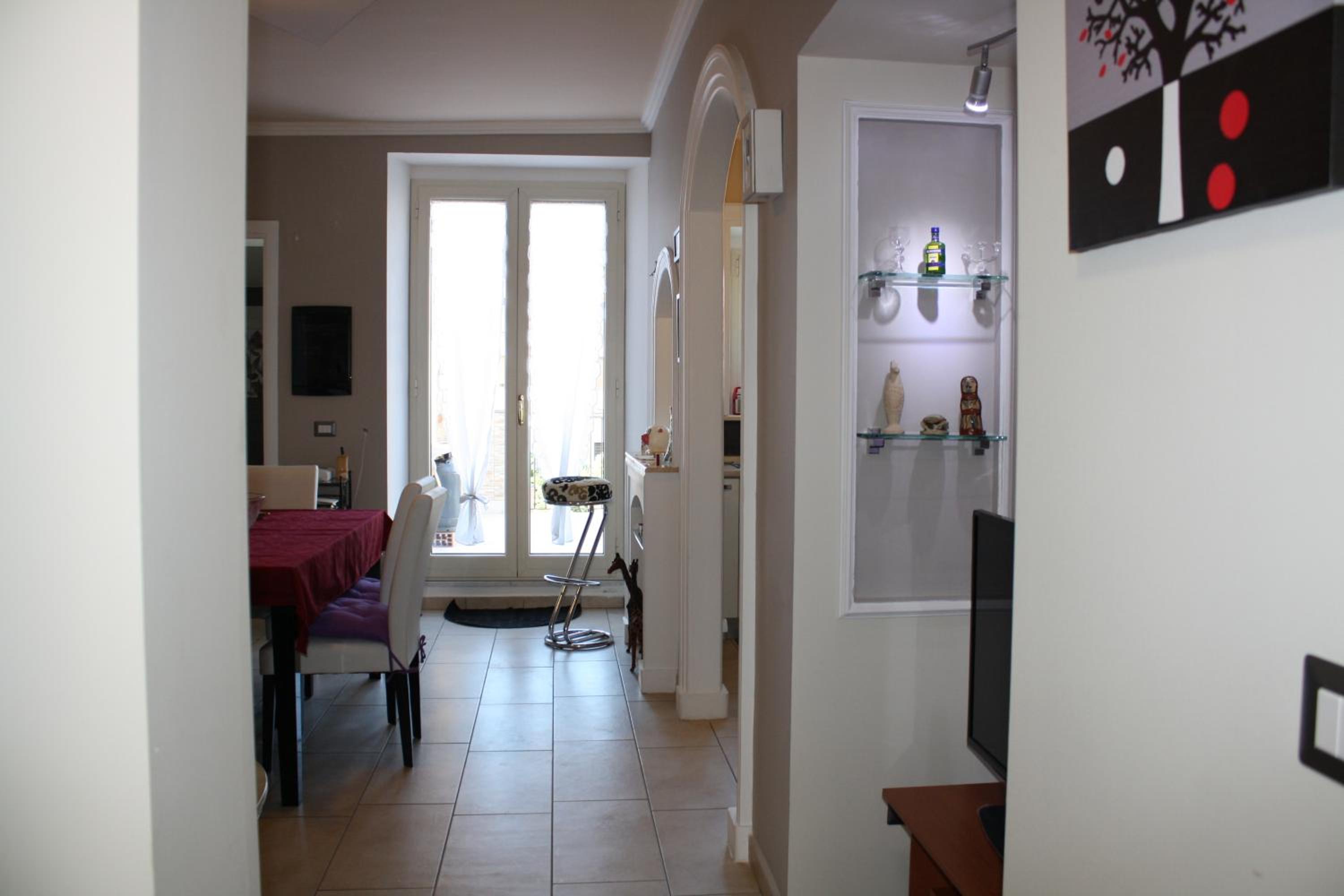 Apartment photo 3