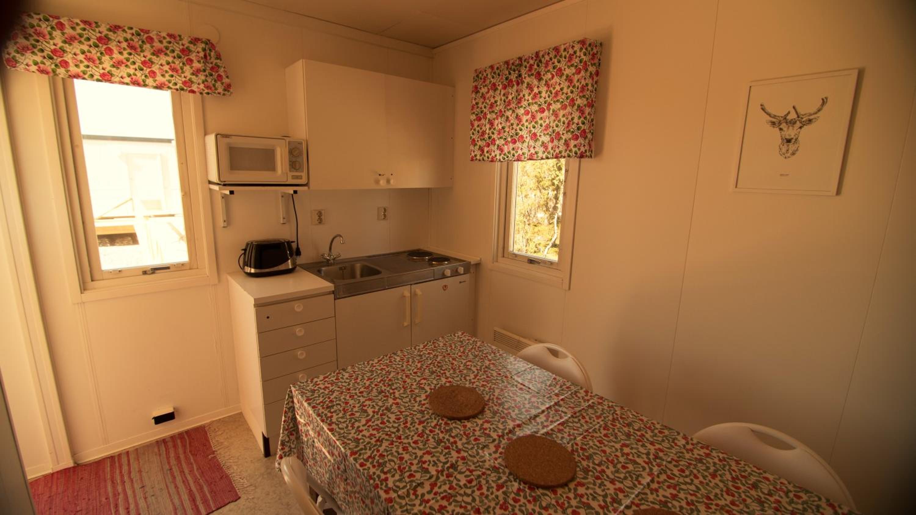 Two-Bedroom Cottage photo 2