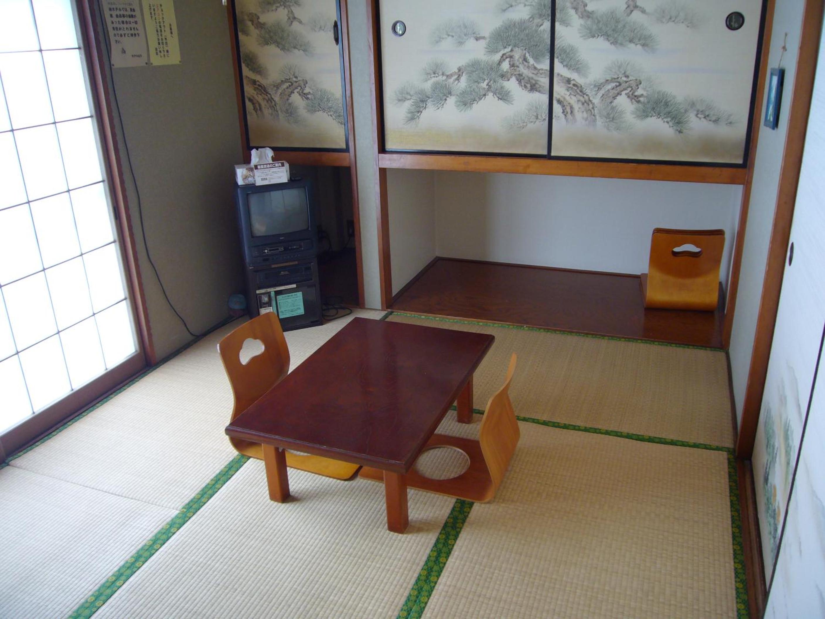 Japanese-Style Room - Smoking photo 1