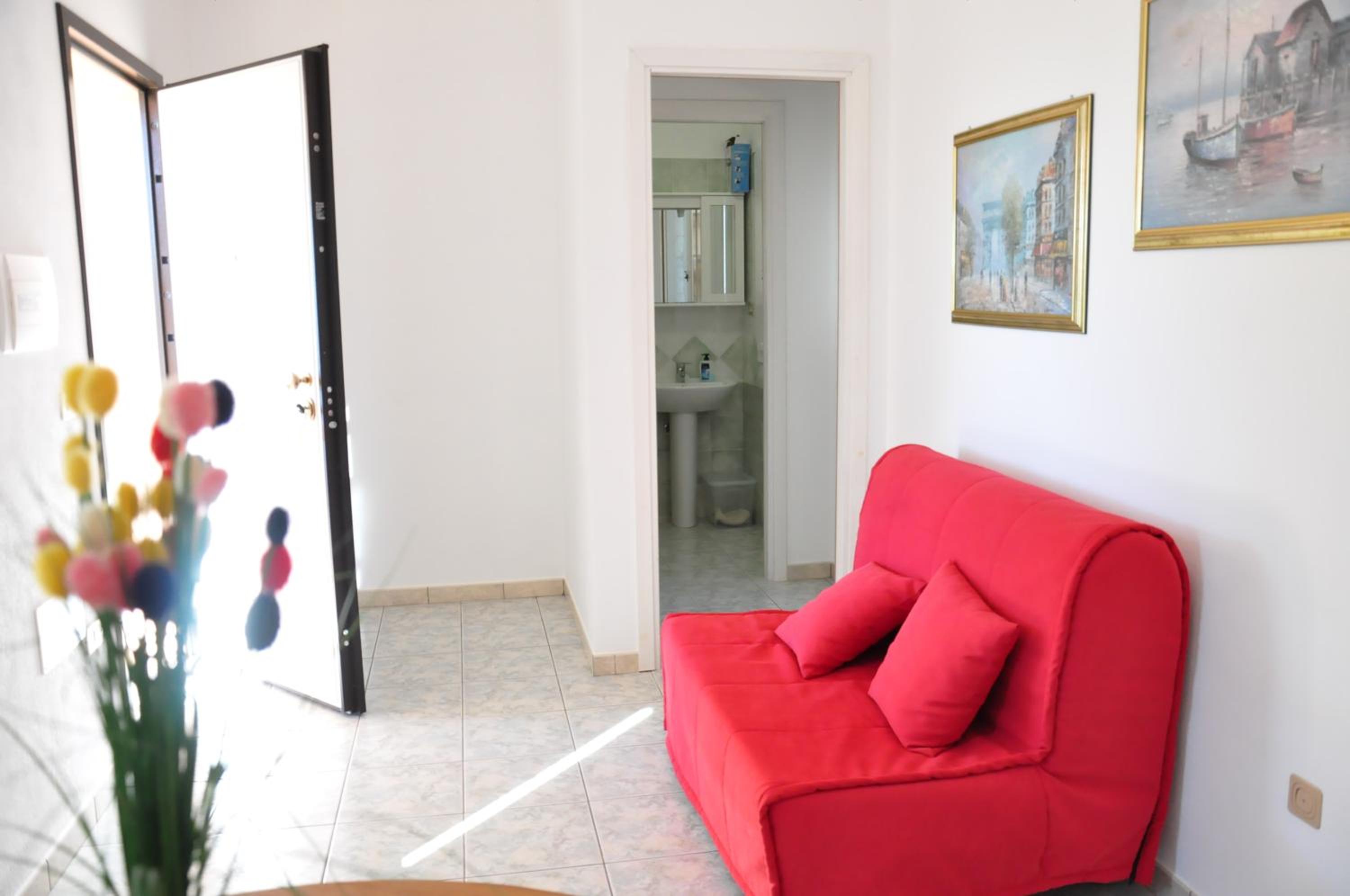 Apartment with Garden View