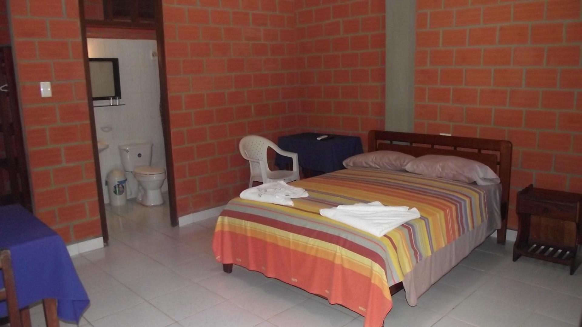 Single Room with Private Bathroom photo 2