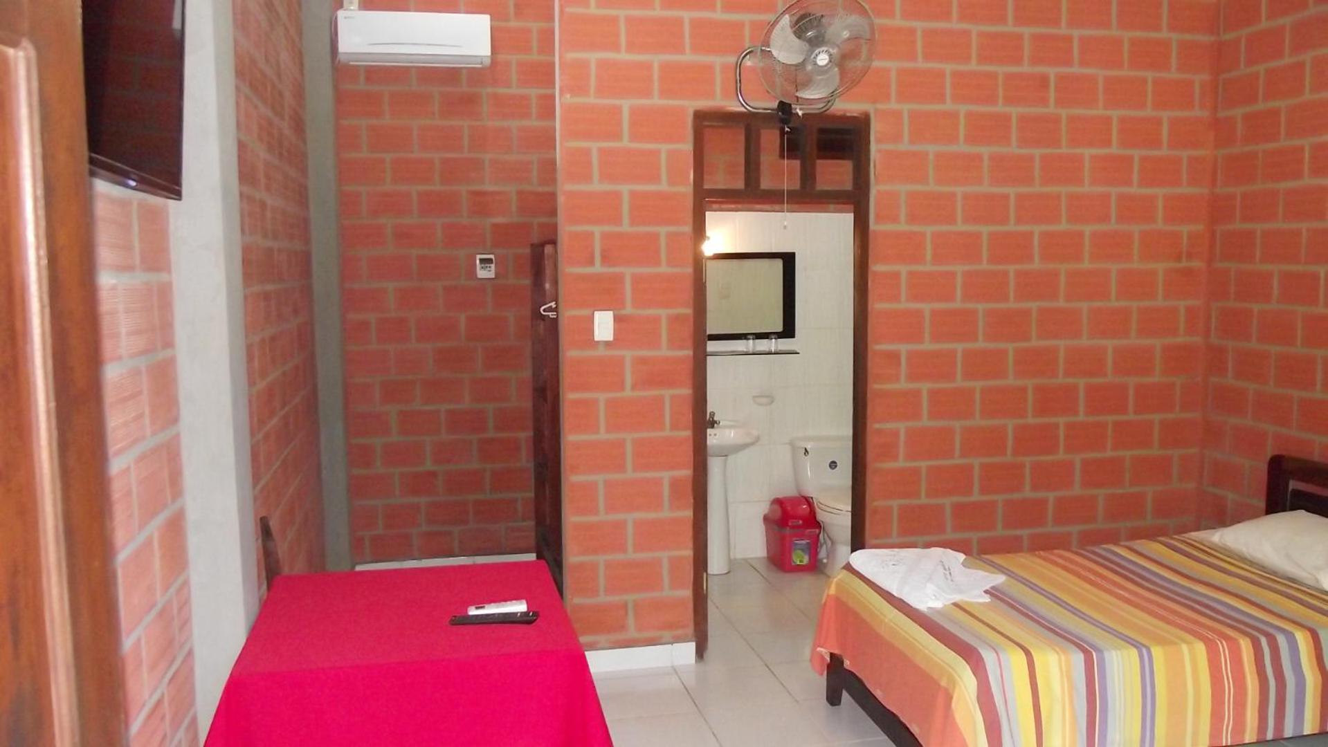 Single Room with Private Bathroom photo 1