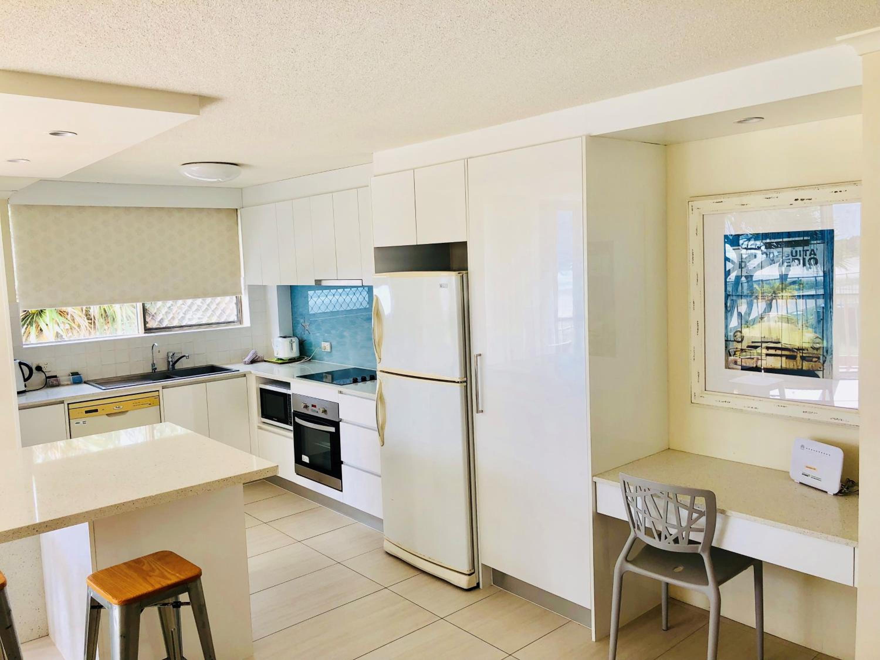 Two-Bedroom Apartment - Beachfront - Non Smoking - Photo 6