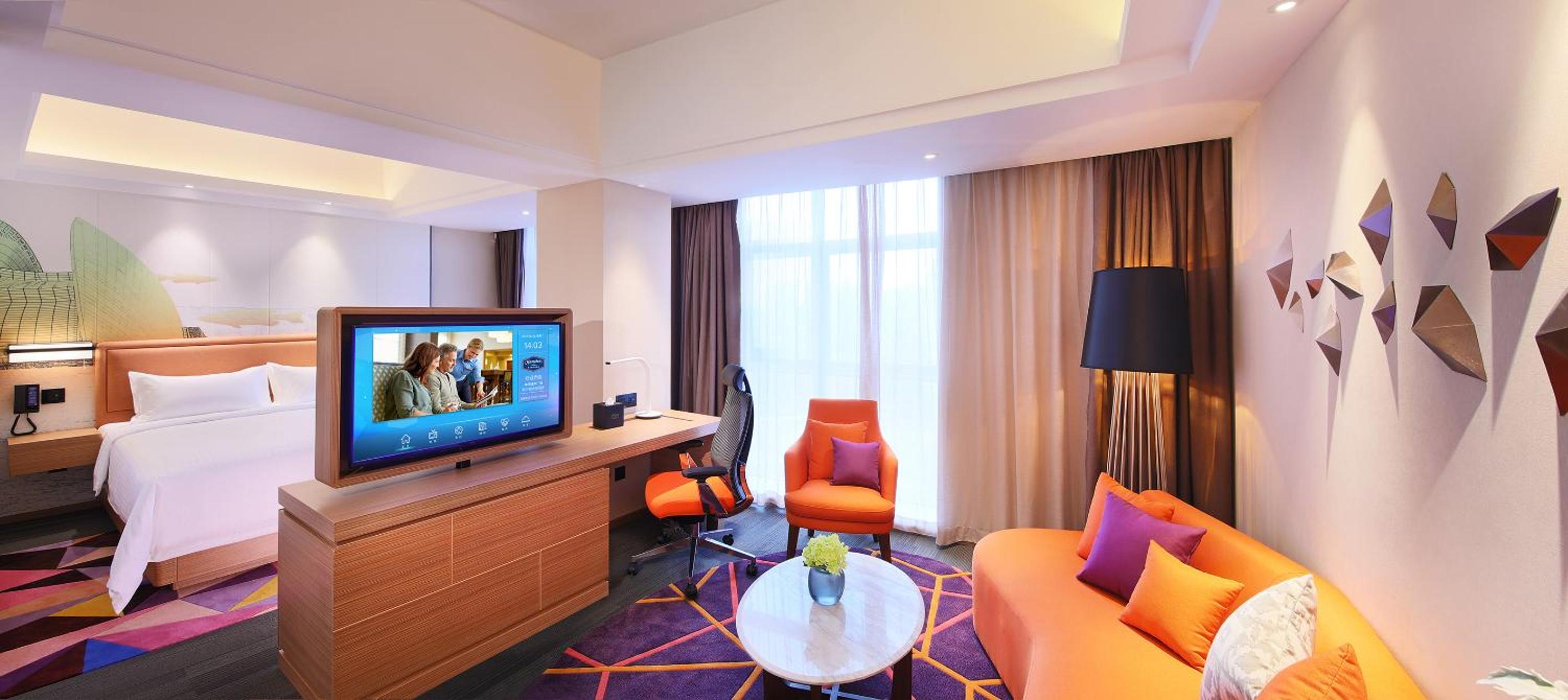 Business King Room - Photo 2