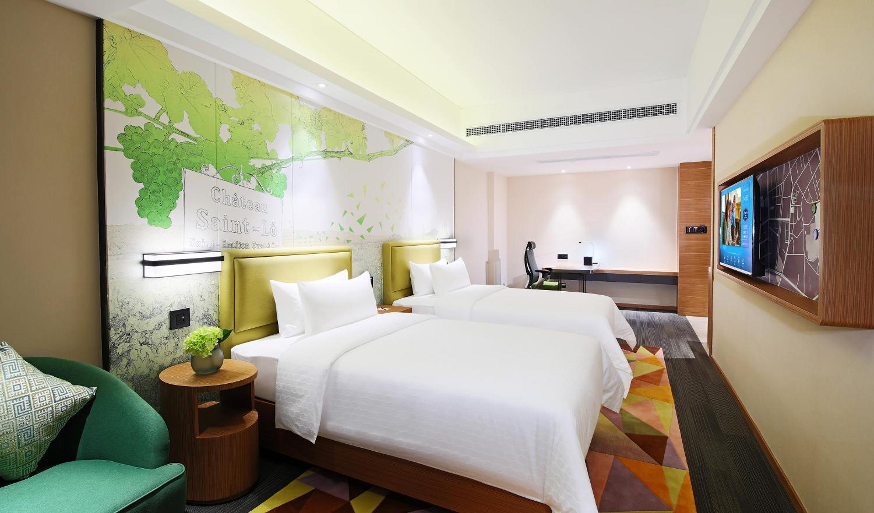 Business Twin Room - Photo 2