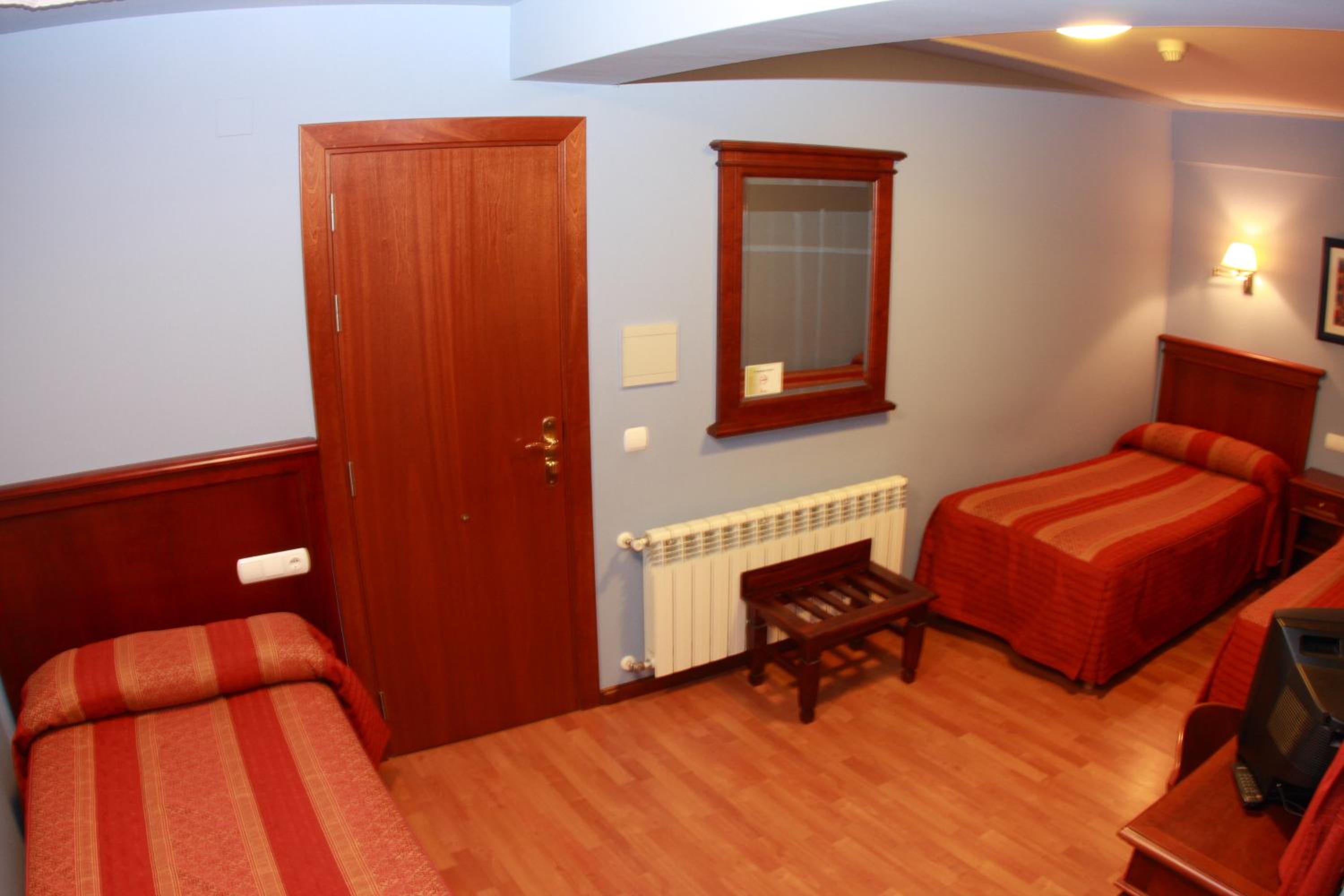 Triple Room photo 2