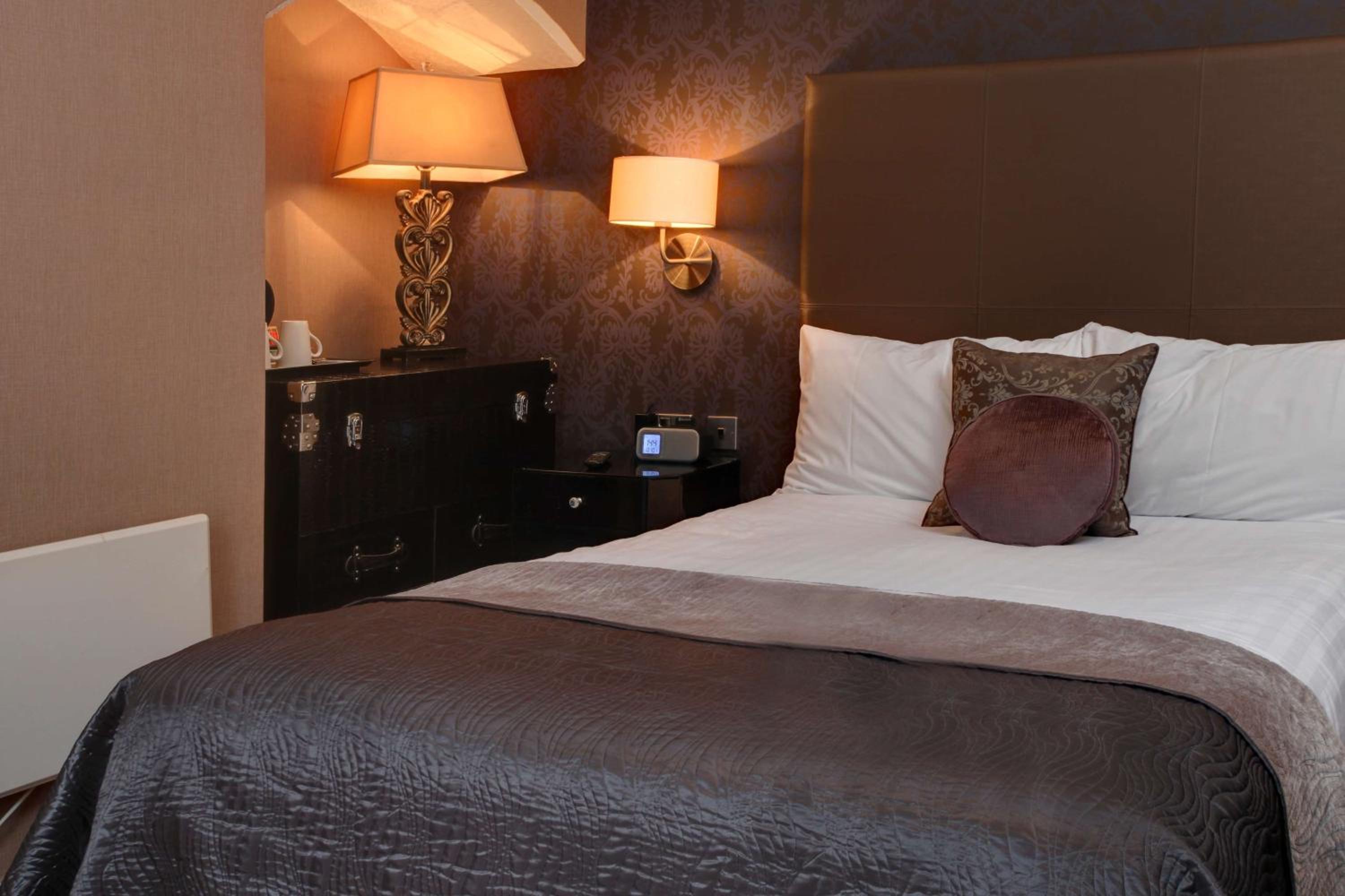 Executive King Room with View - Photo 6