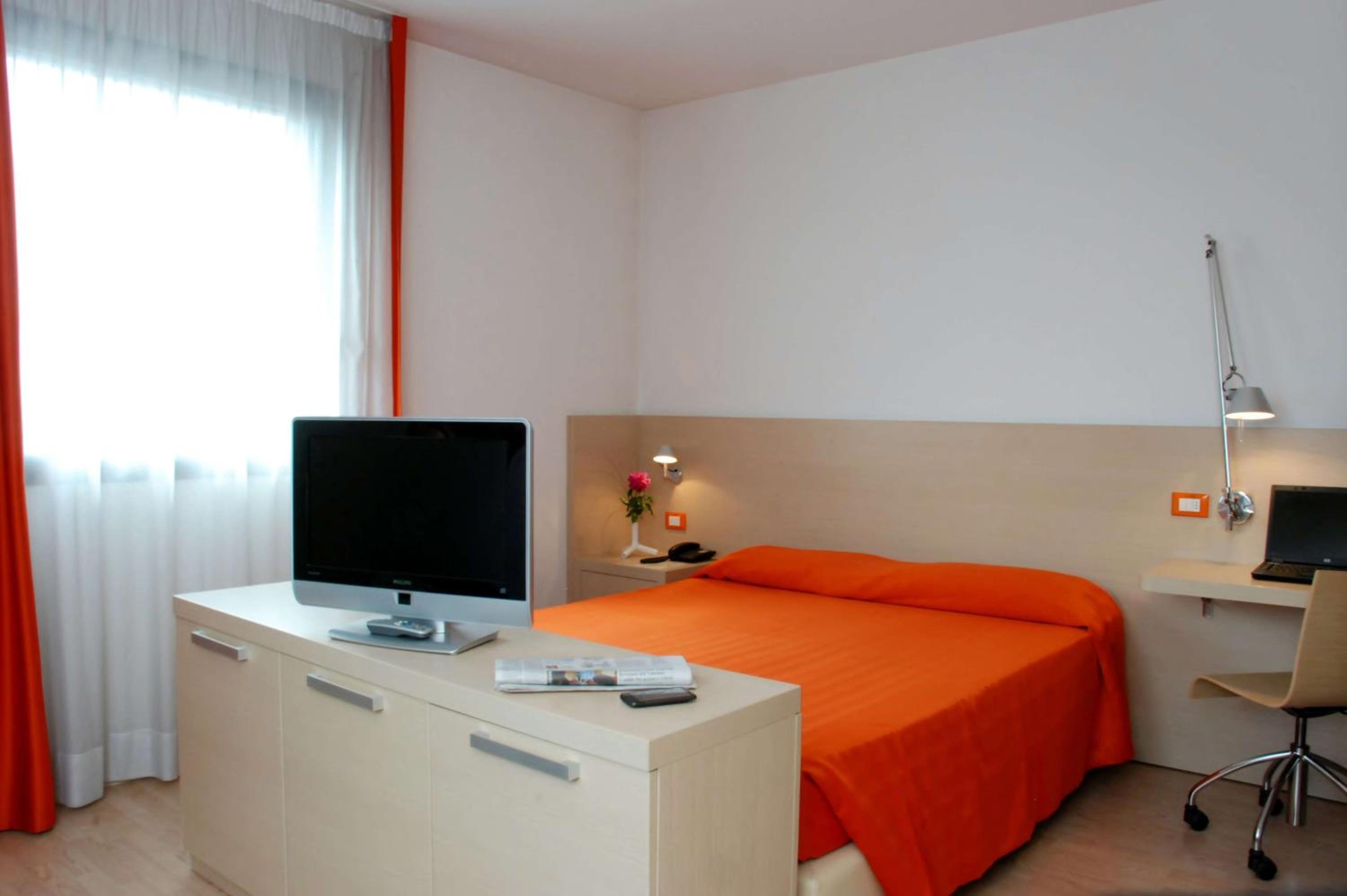 Apartment with Queen and Sofa Bed - Annex Building/Non-Smoking - Photo 1
