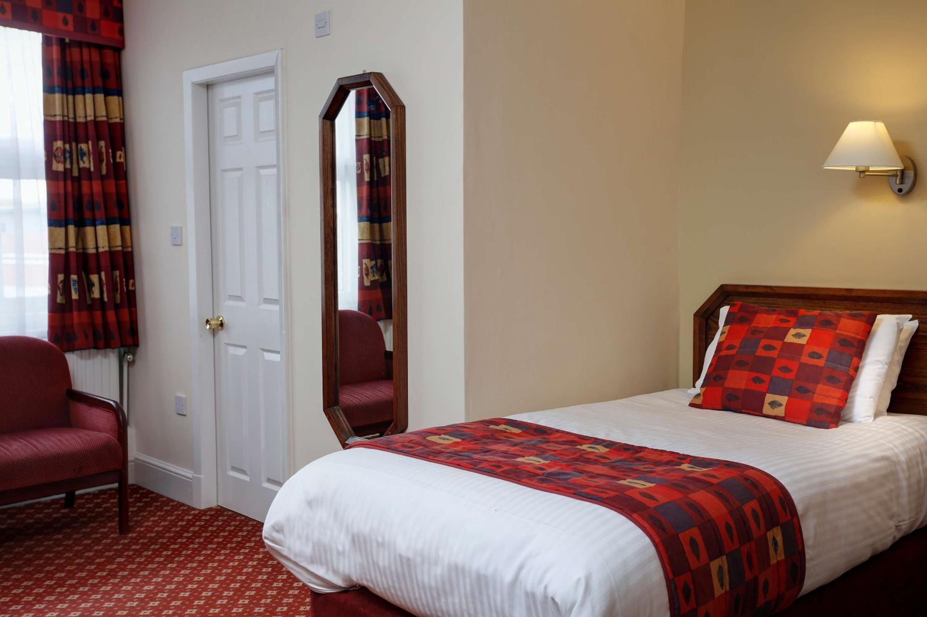 Single Room photo 3