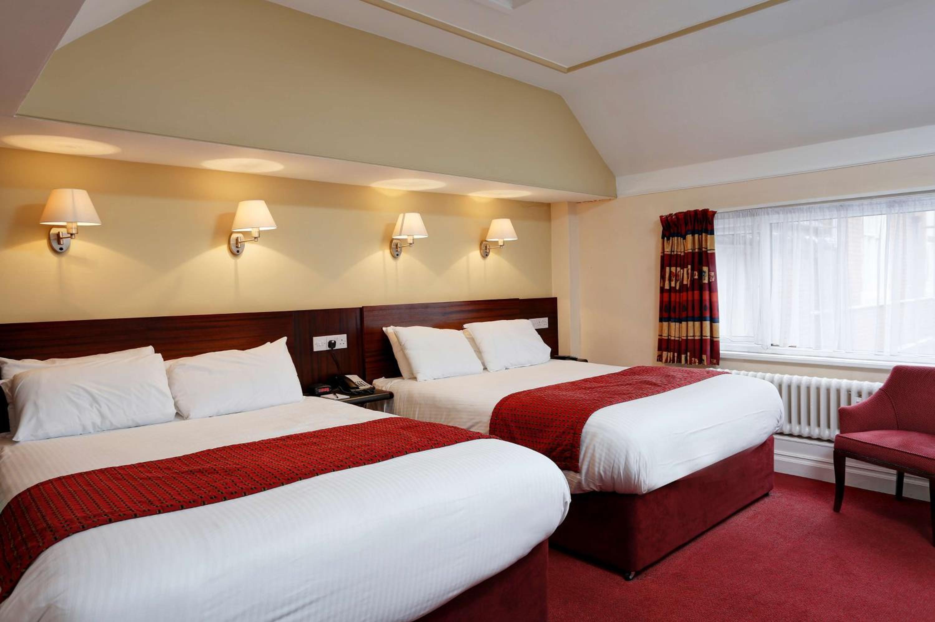 Triple Room photo 2