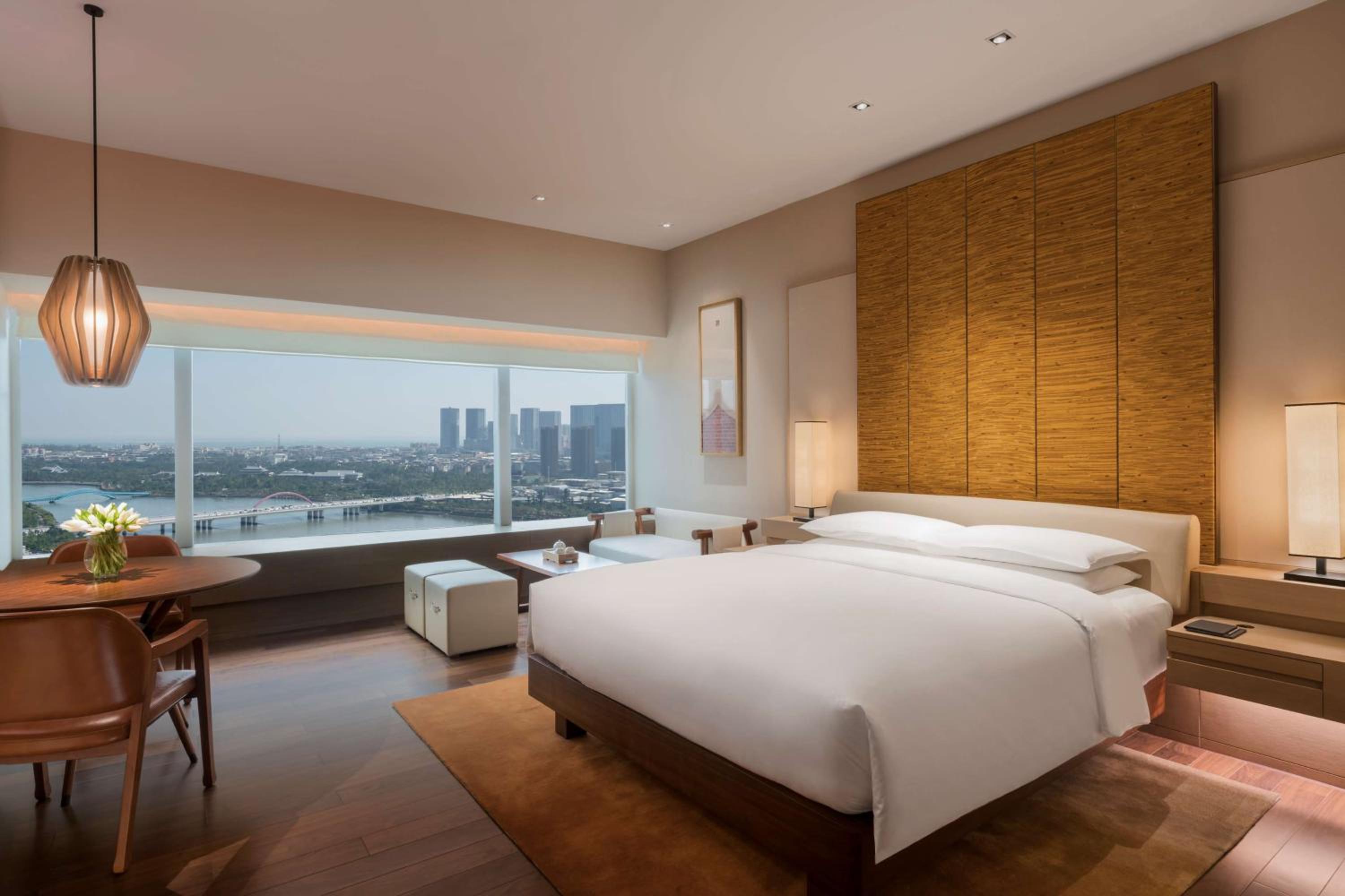 King Room - Club Access