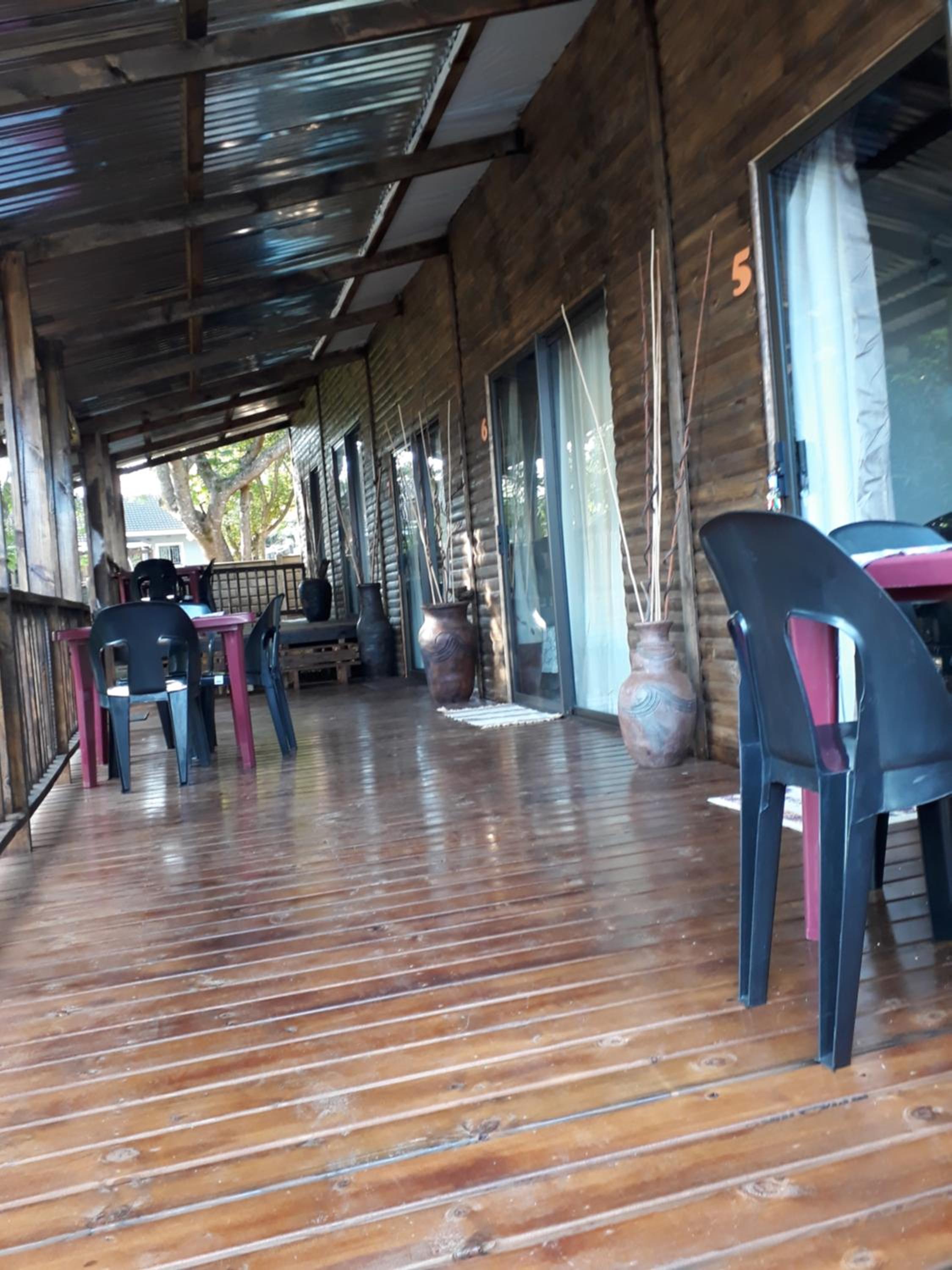 Quadruple Room with Balcony photo 2