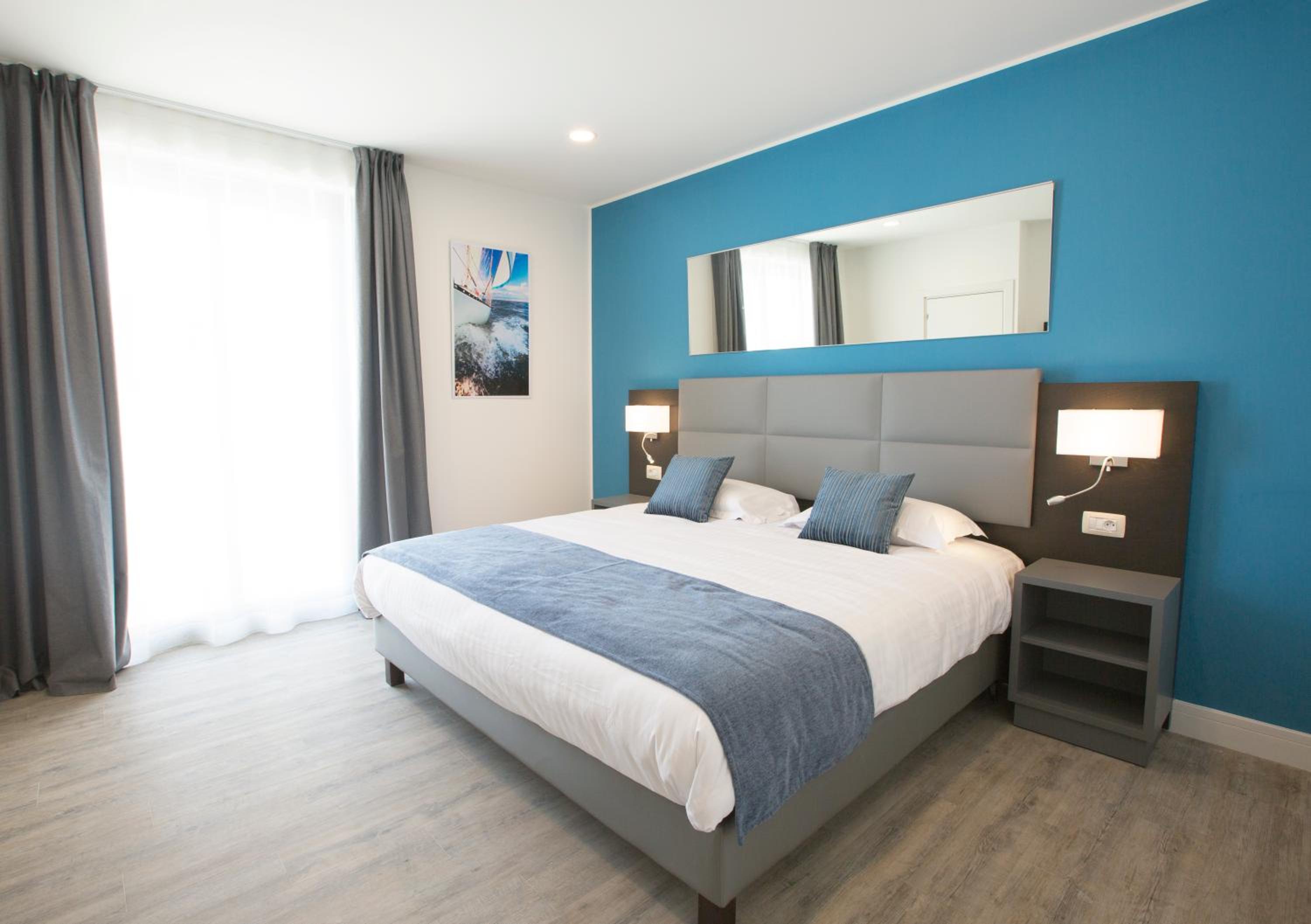 Suite with Sea View - Photo 1