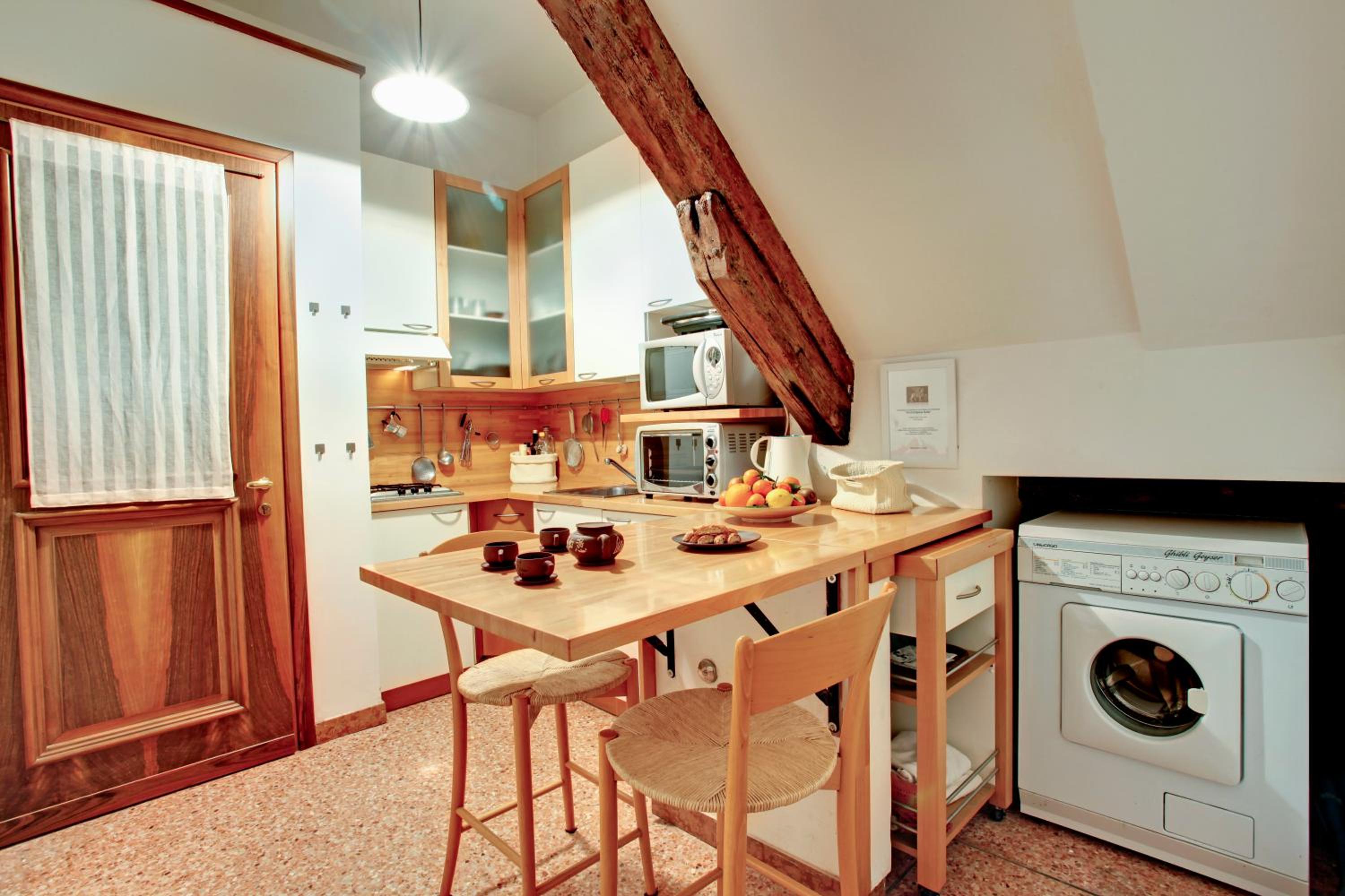 Ca' Cortigiane One-Bedroom Apartment - Split Level photo 3