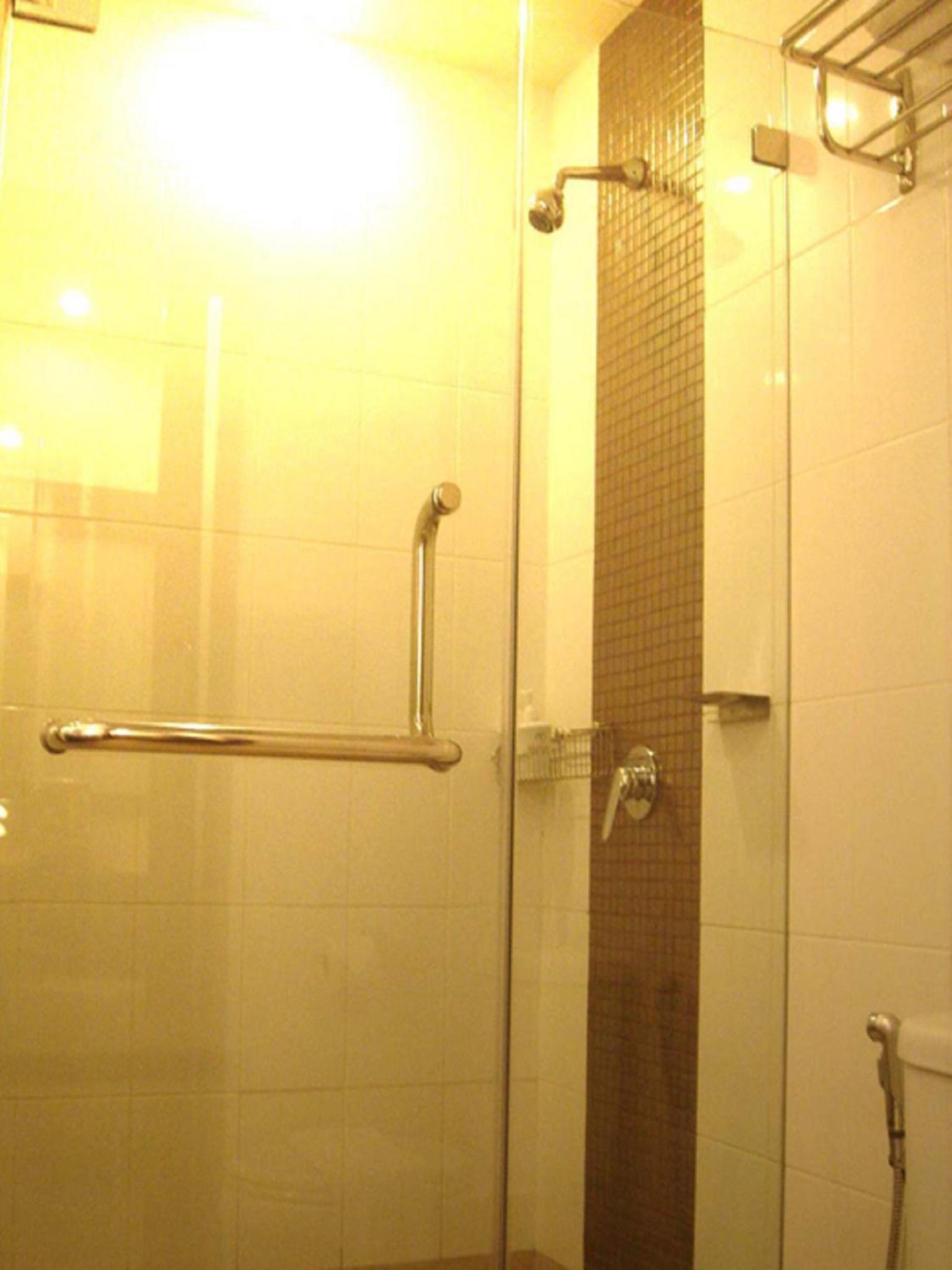 Superior Hotel - Photo 2
