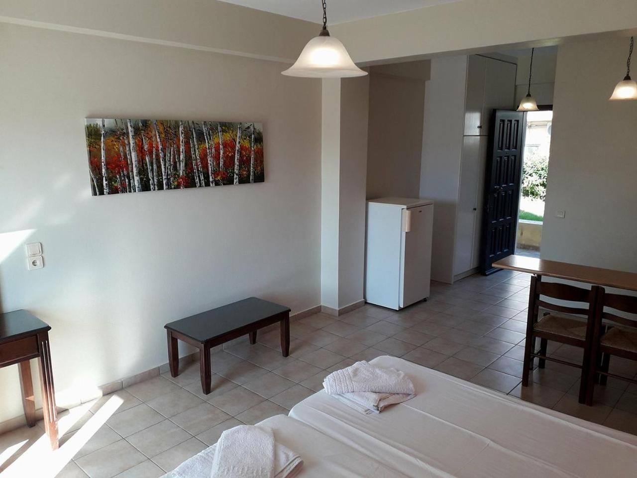 Studio (2 Adults) - Photo 4