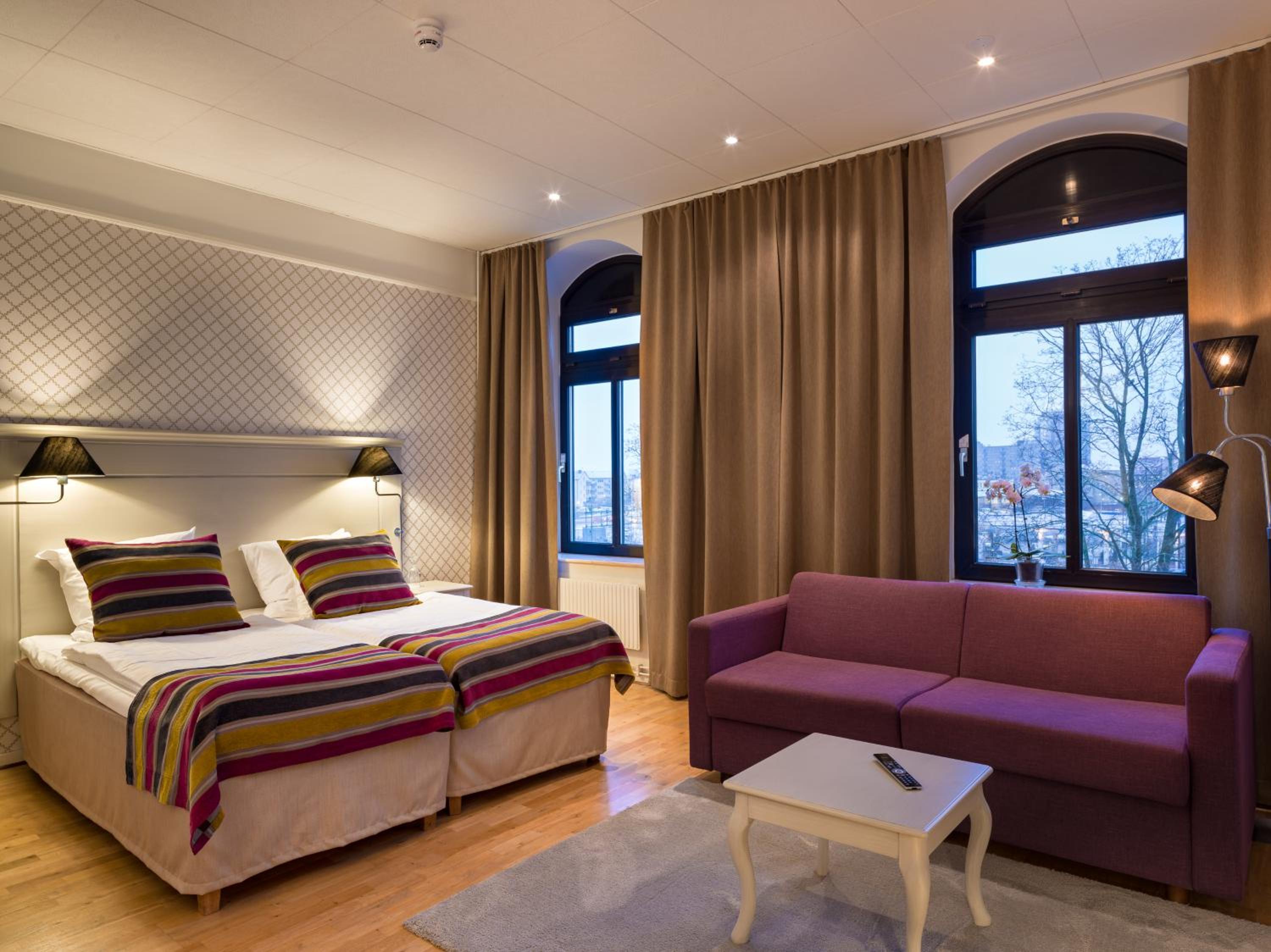 Superior Double or Twin Room photo 3