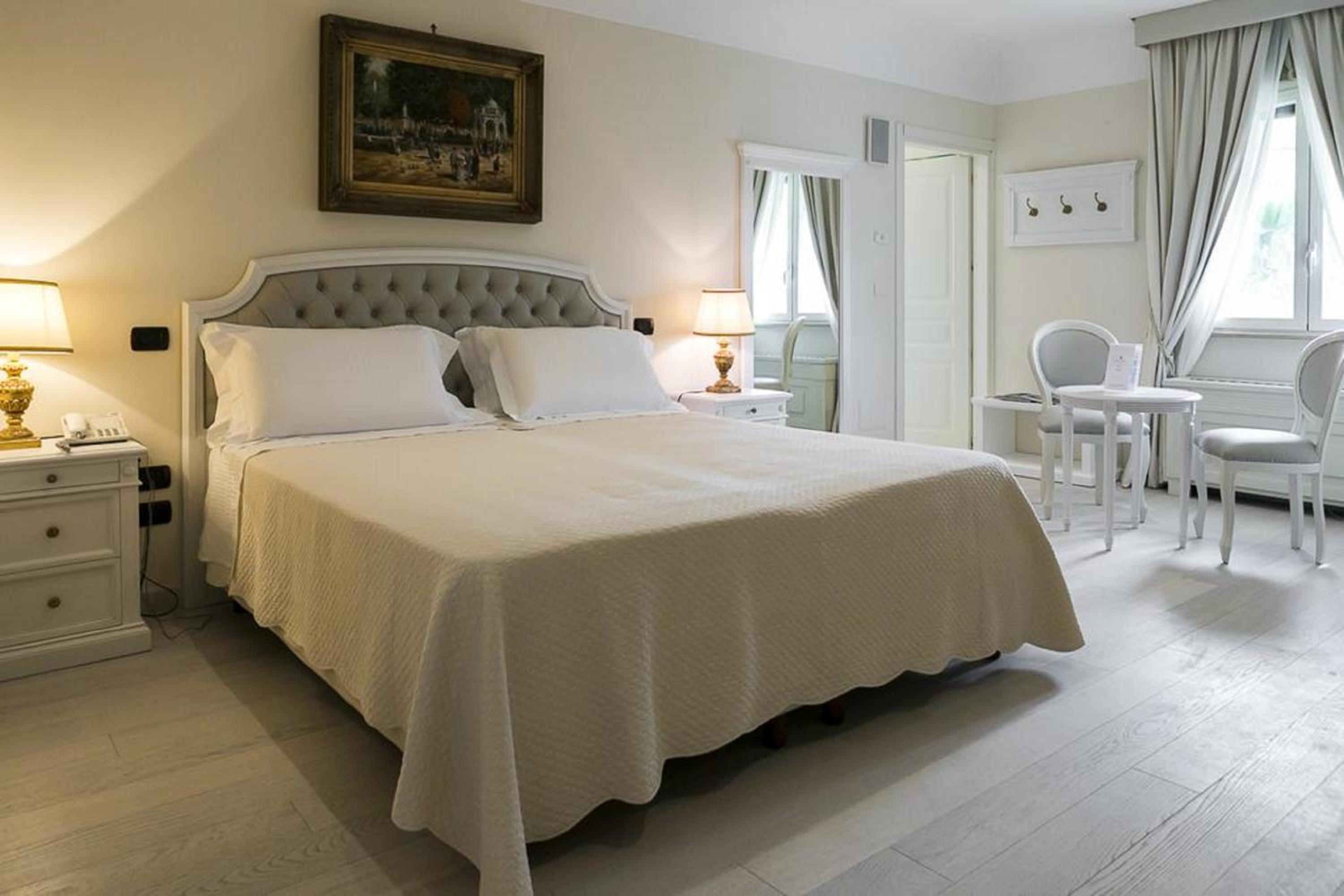 Deluxe Double Room with Spa Access