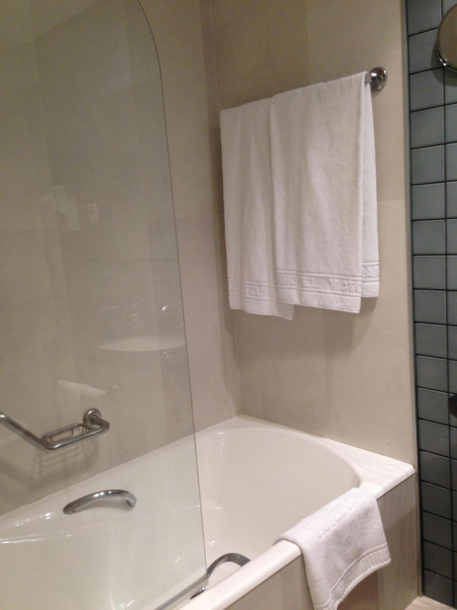 Double Or Twin Room With Parking - Photo 19