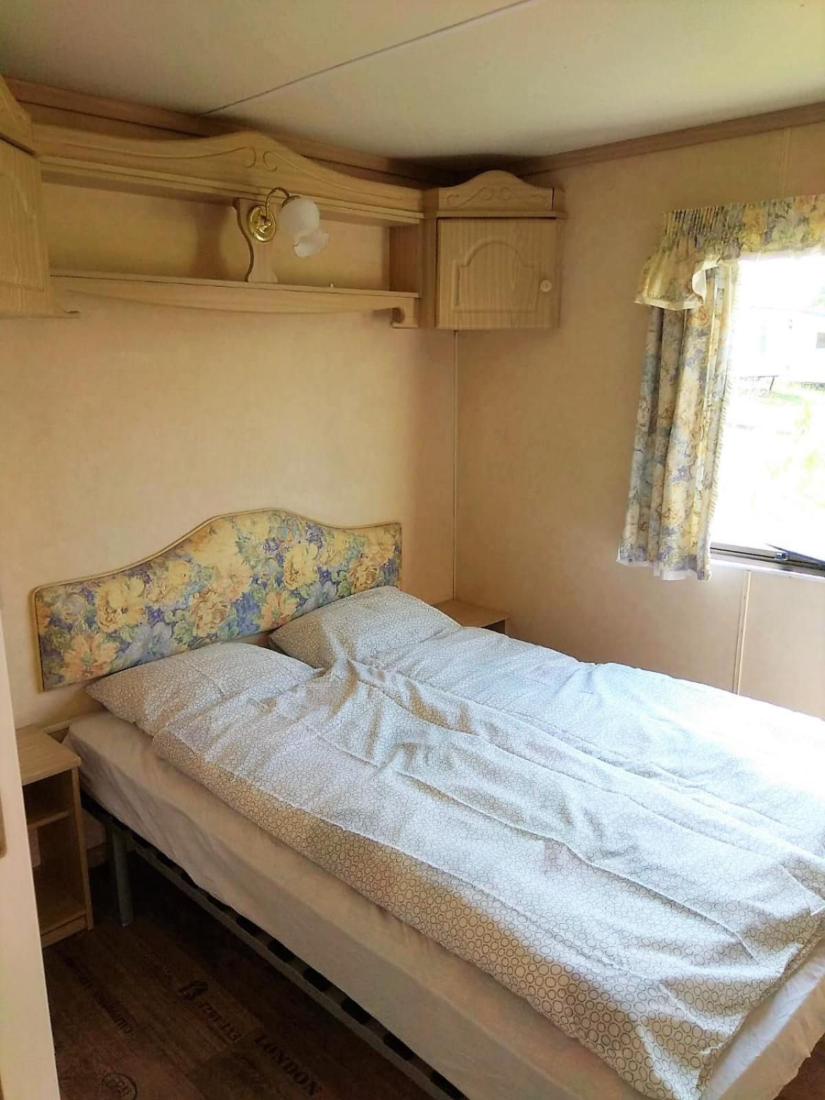Mobile Home photo 3