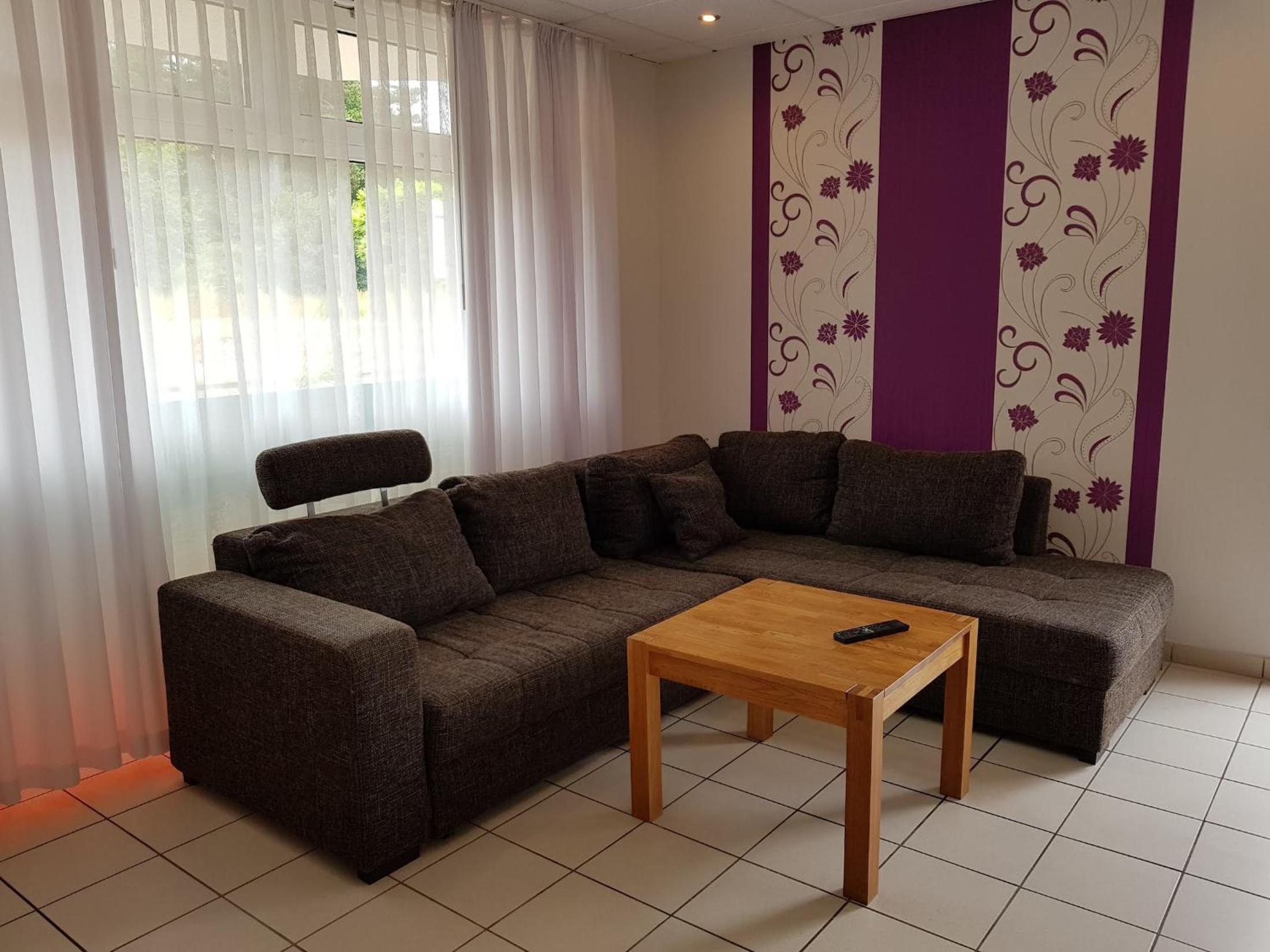 Apartment - Ground Floor photo 2