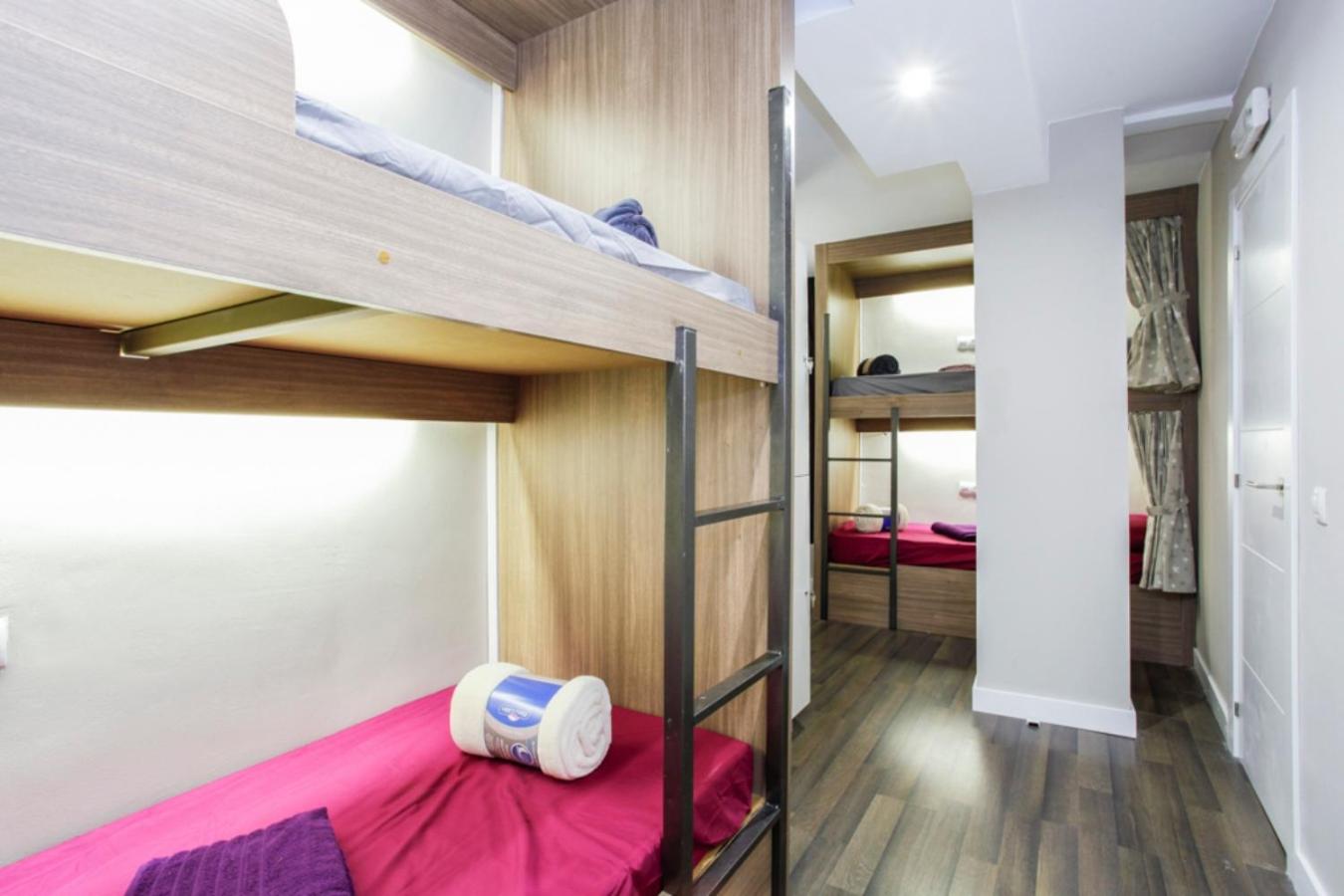 Single Bed in Mixed Dormitory Room photo 3
