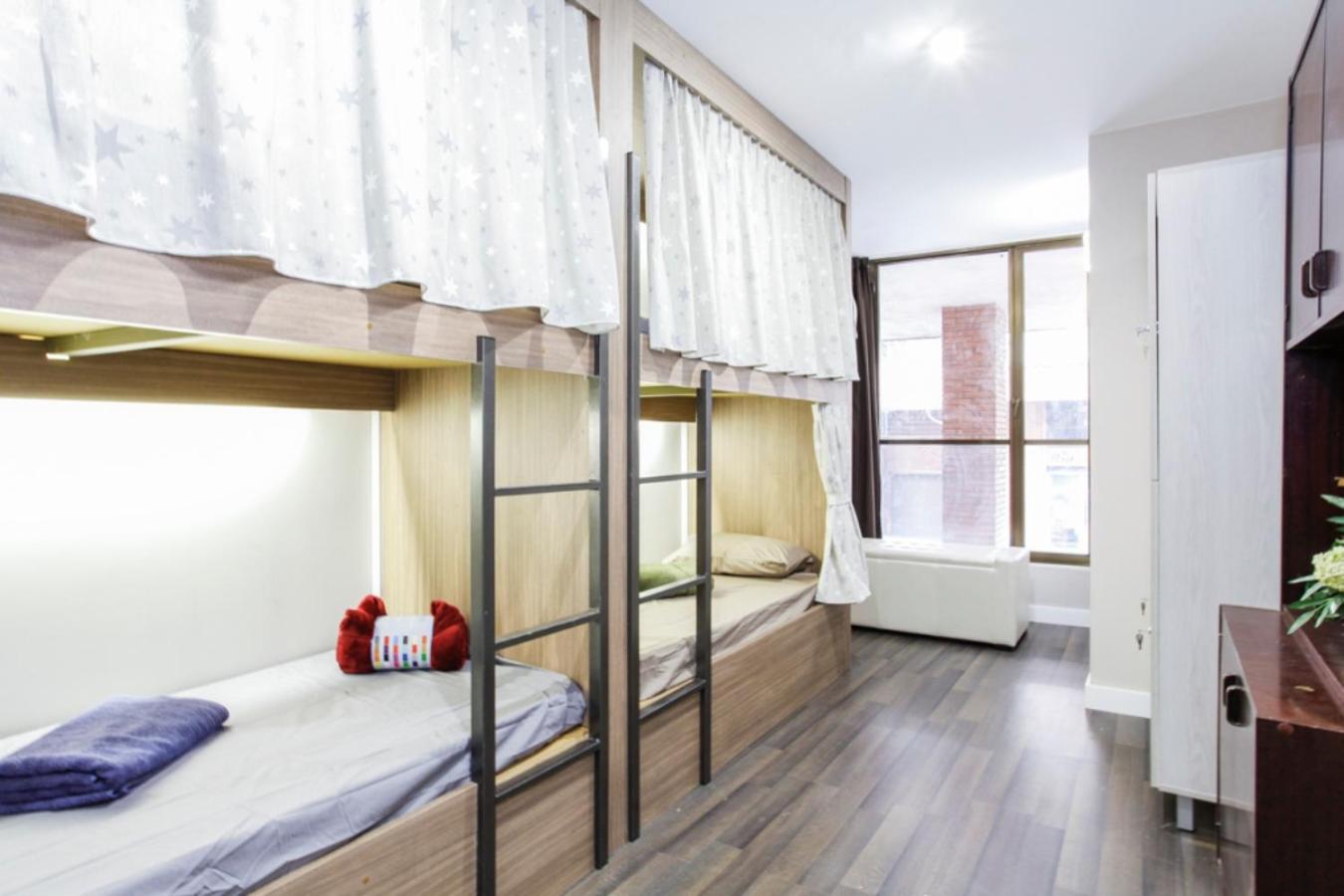 Bed in 4-Bed Mixed Dormitory Room photo 3