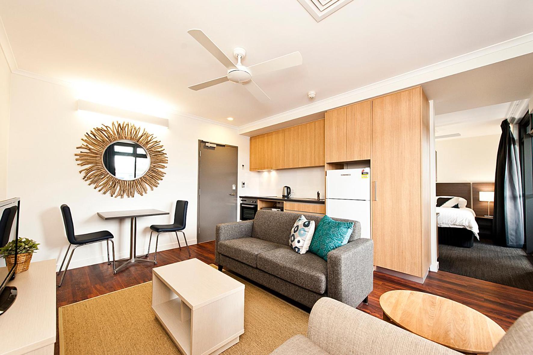 One-Bedroom Apartment photo 3